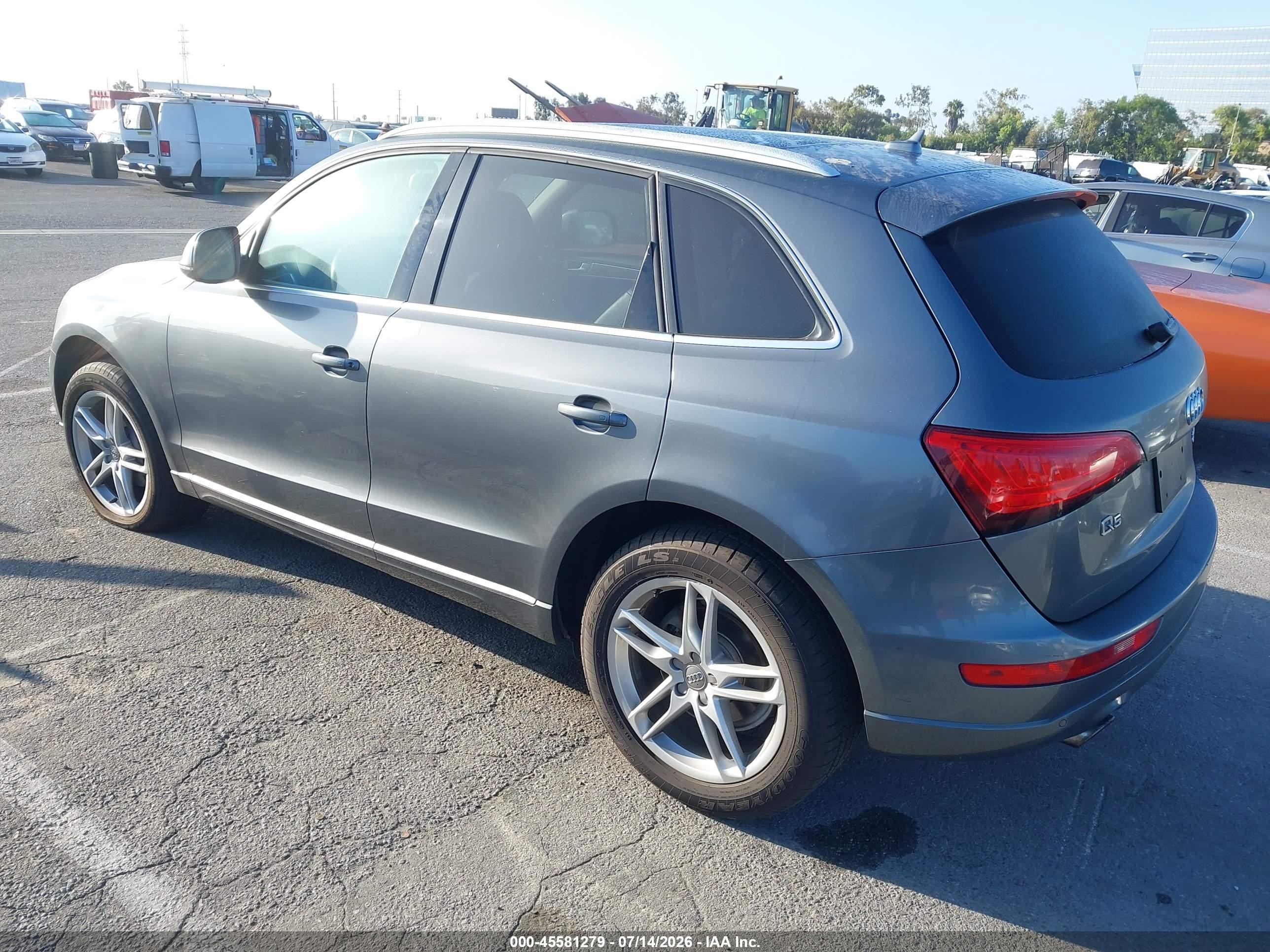2014 Audi Q5 2.0t Premium Gray vin: WA1LFAFP7EA131248