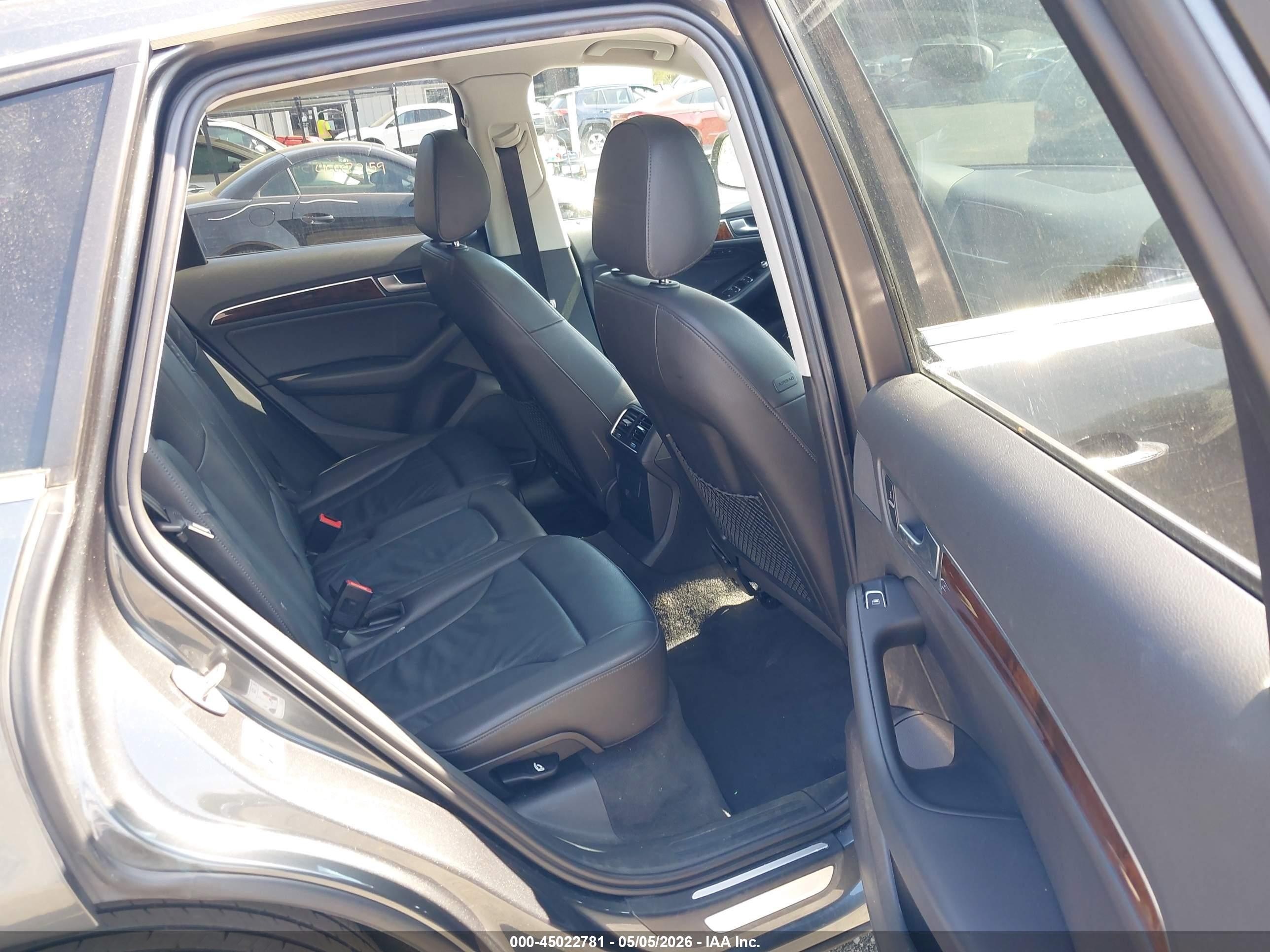 2015 Audi Q5 2.0t Premium Gray vin: WA1LFAFP7FA013153