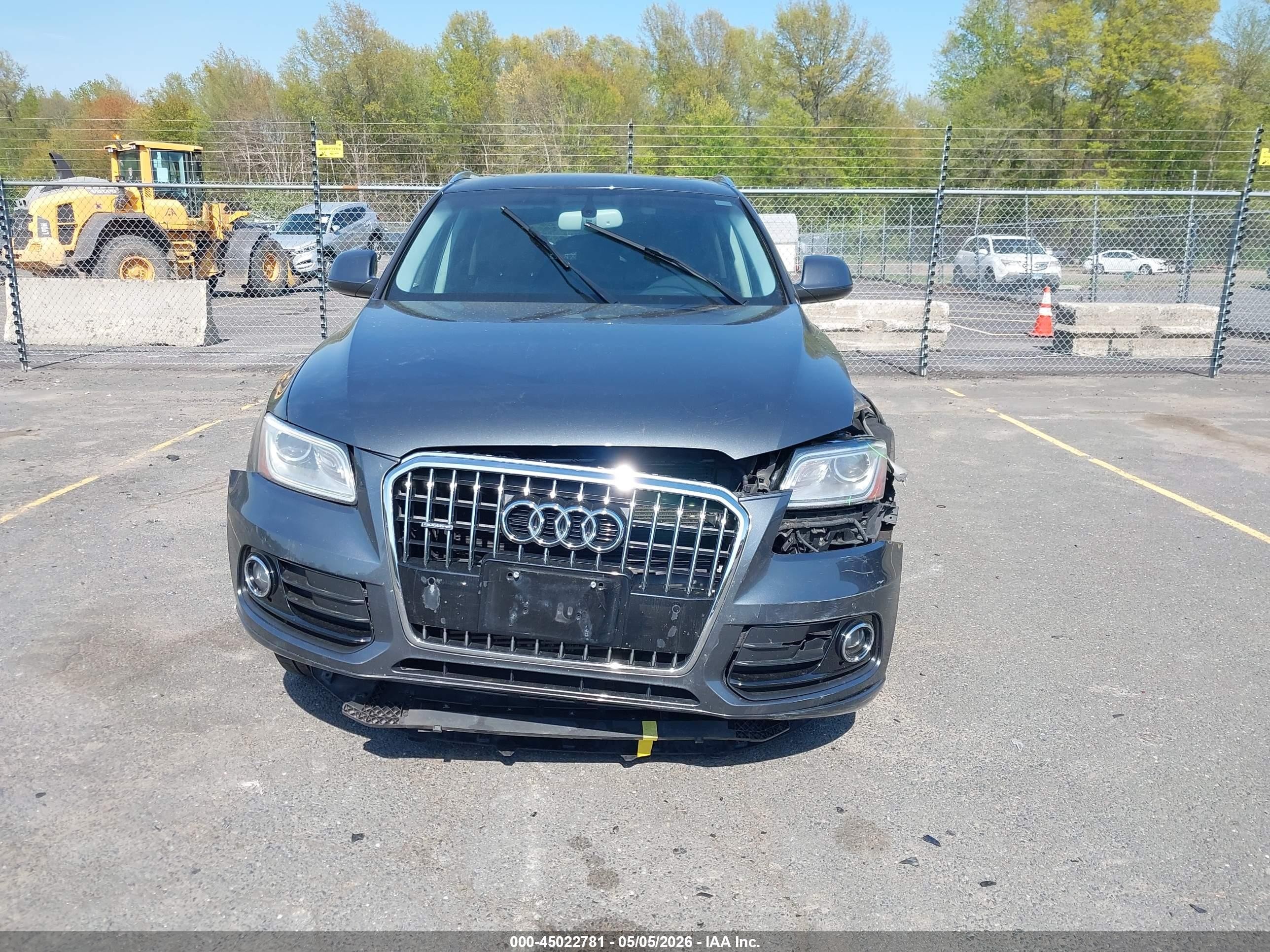 2015 Audi Q5 2.0t Premium Gray vin: WA1LFAFP7FA013153