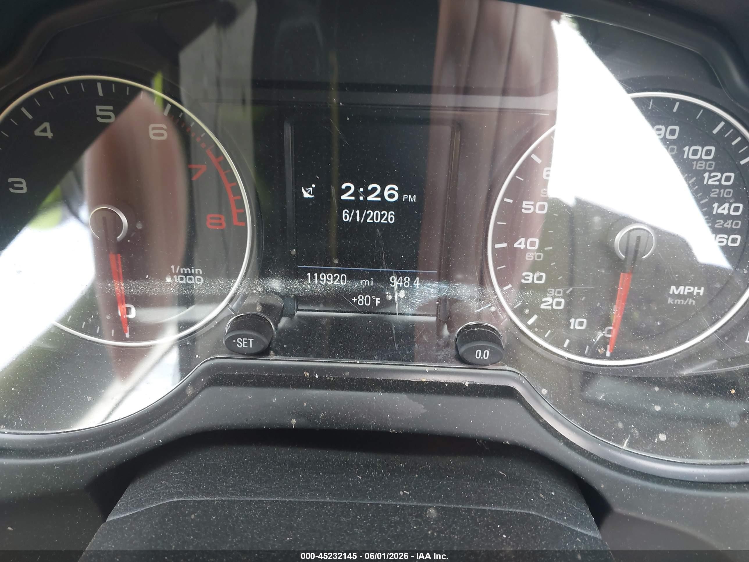 2015 Audi Q5 2.0t Premium Черный vin: WA1LFAFP7FA013878