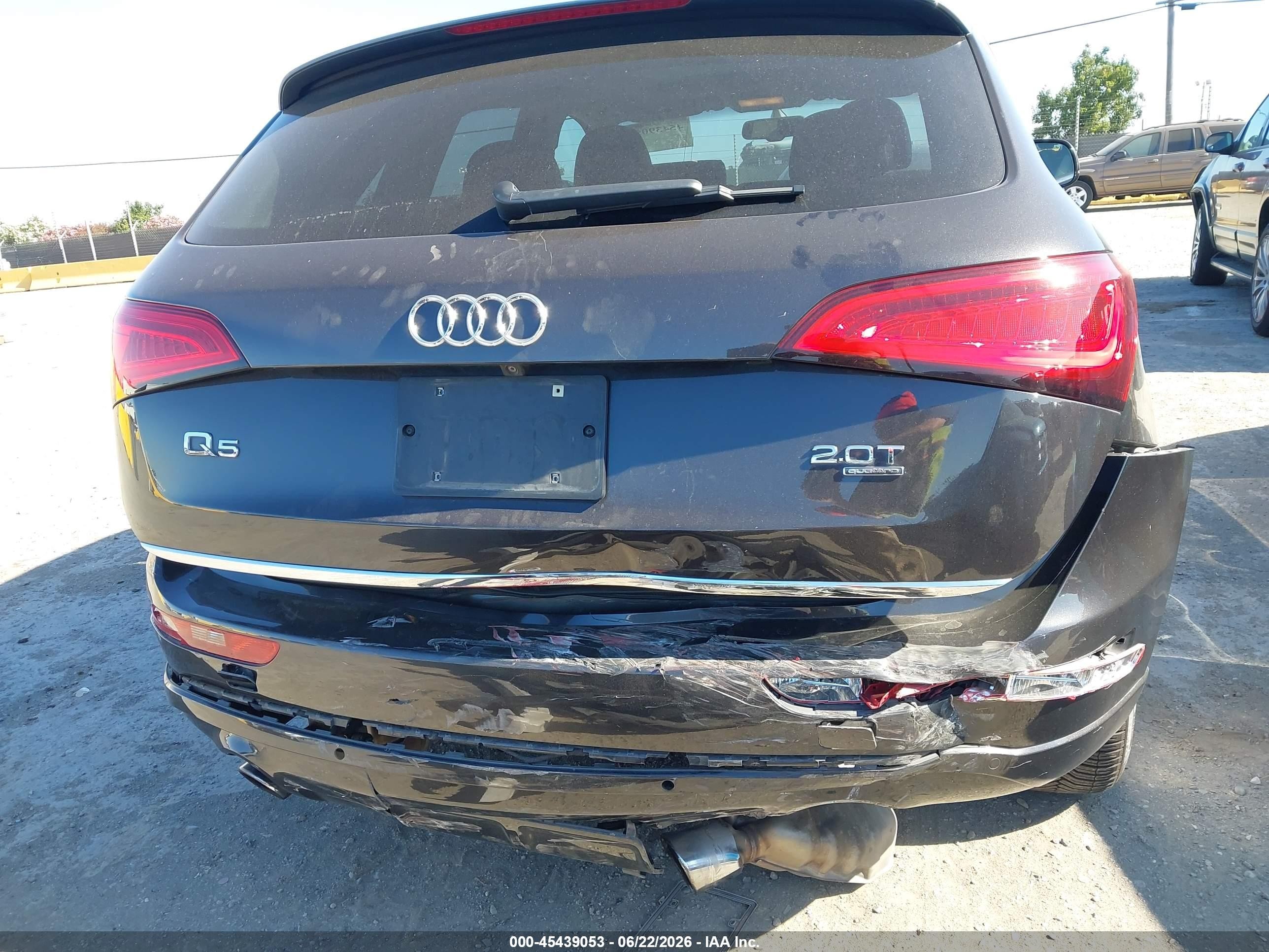 2015 Audi Q5 2.0t Premium Black vin: WA1LFAFP7FA014187