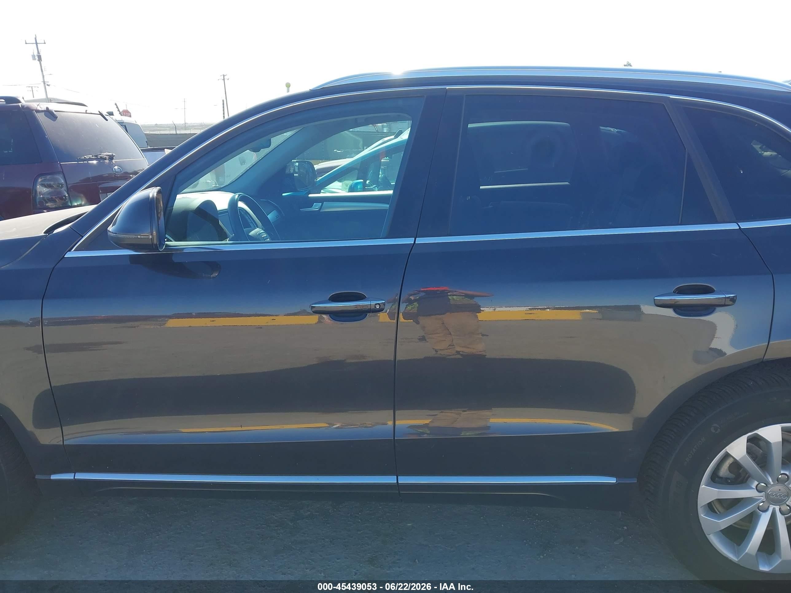 2015 Audi Q5 2.0t Premium Black vin: WA1LFAFP7FA014187