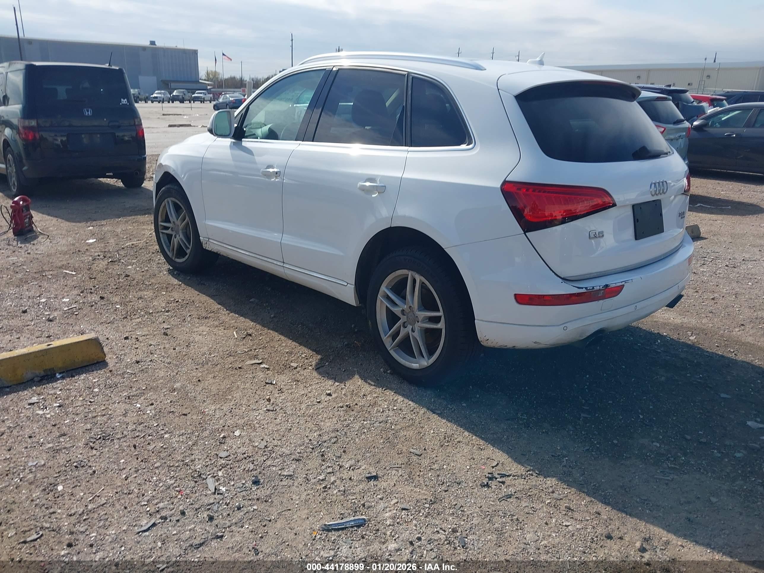 2015 Audi Q5 2.0t Premium White vin: WA1LFAFP7FA034715