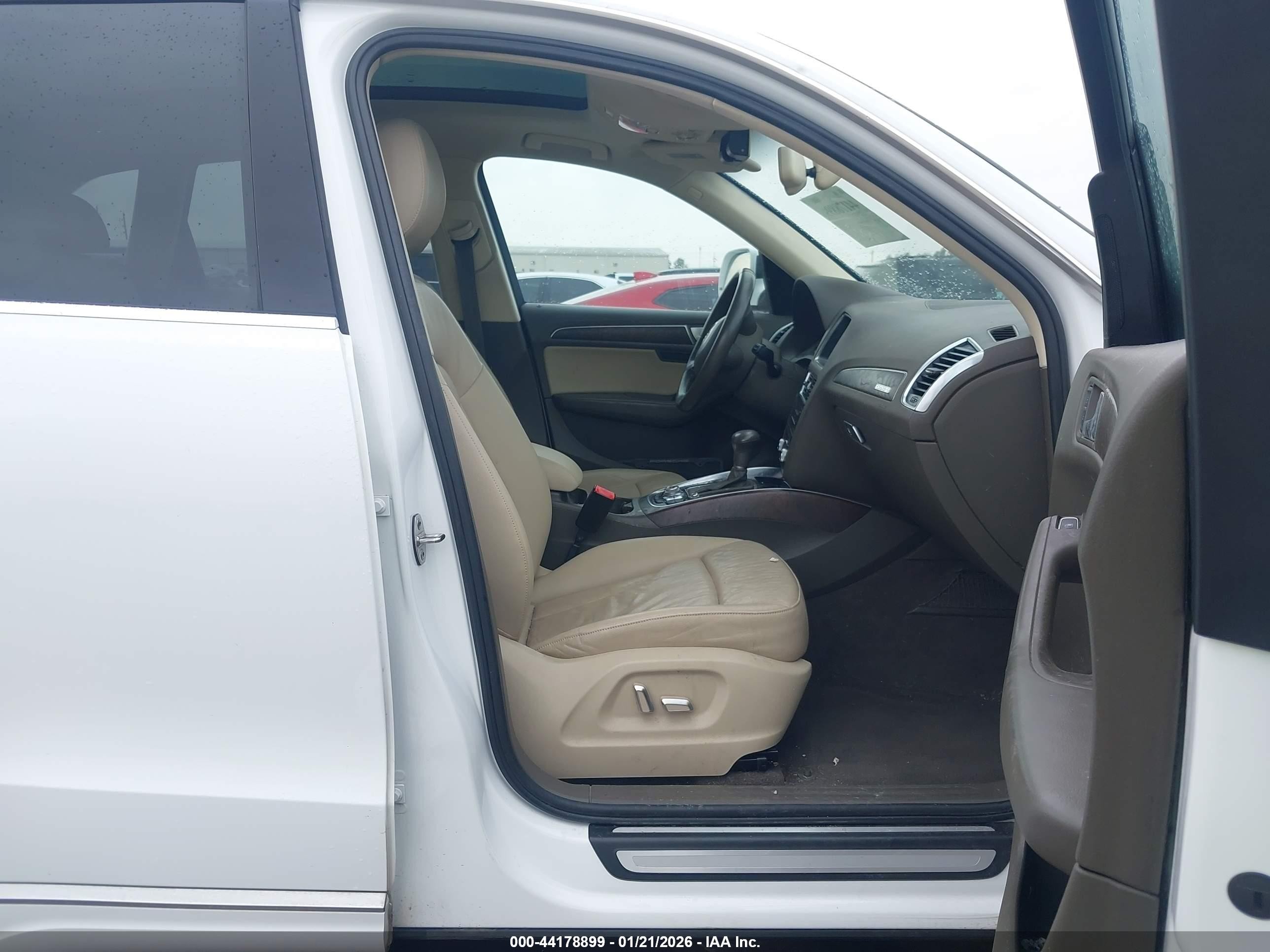 2015 Audi Q5 2.0t Premium White vin: WA1LFAFP7FA034715
