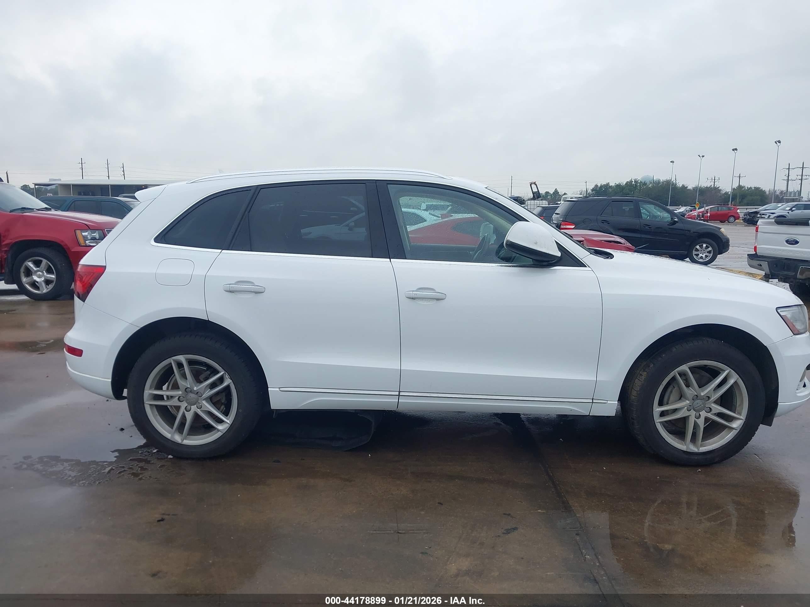 2015 Audi Q5 2.0t Premium White vin: WA1LFAFP7FA034715