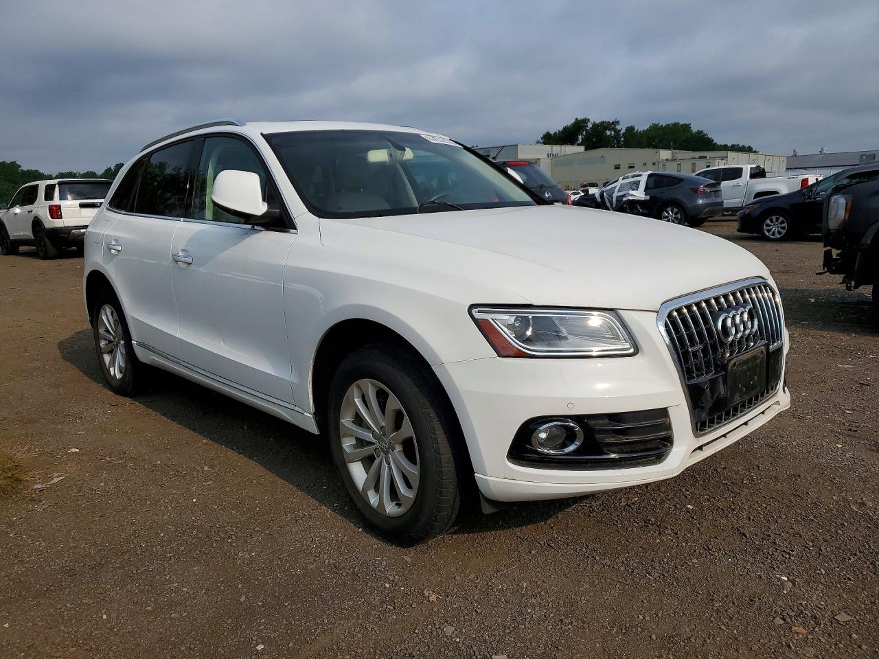 2015 Audi Q5 Premium Plus Белый vin: WA1LFAFP7FA049005