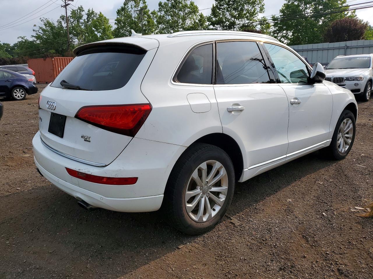 2015 Audi Q5 Premium Plus Белый vin: WA1LFAFP7FA049005