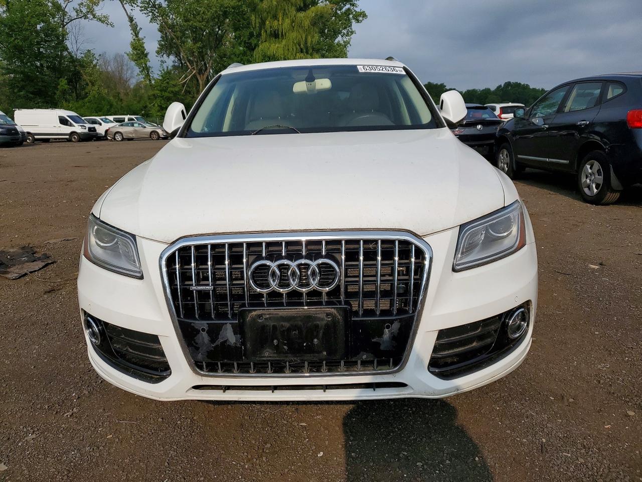 2015 Audi Q5 Premium Plus Белый vin: WA1LFAFP7FA049005