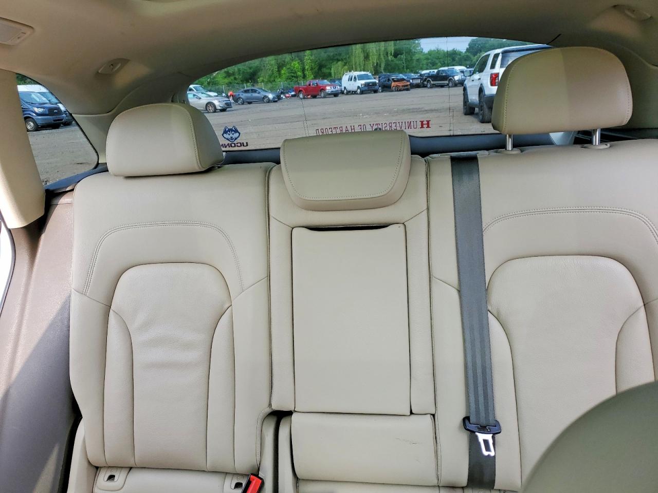 2015 Audi Q5 Premium Plus Белый vin: WA1LFAFP7FA049005