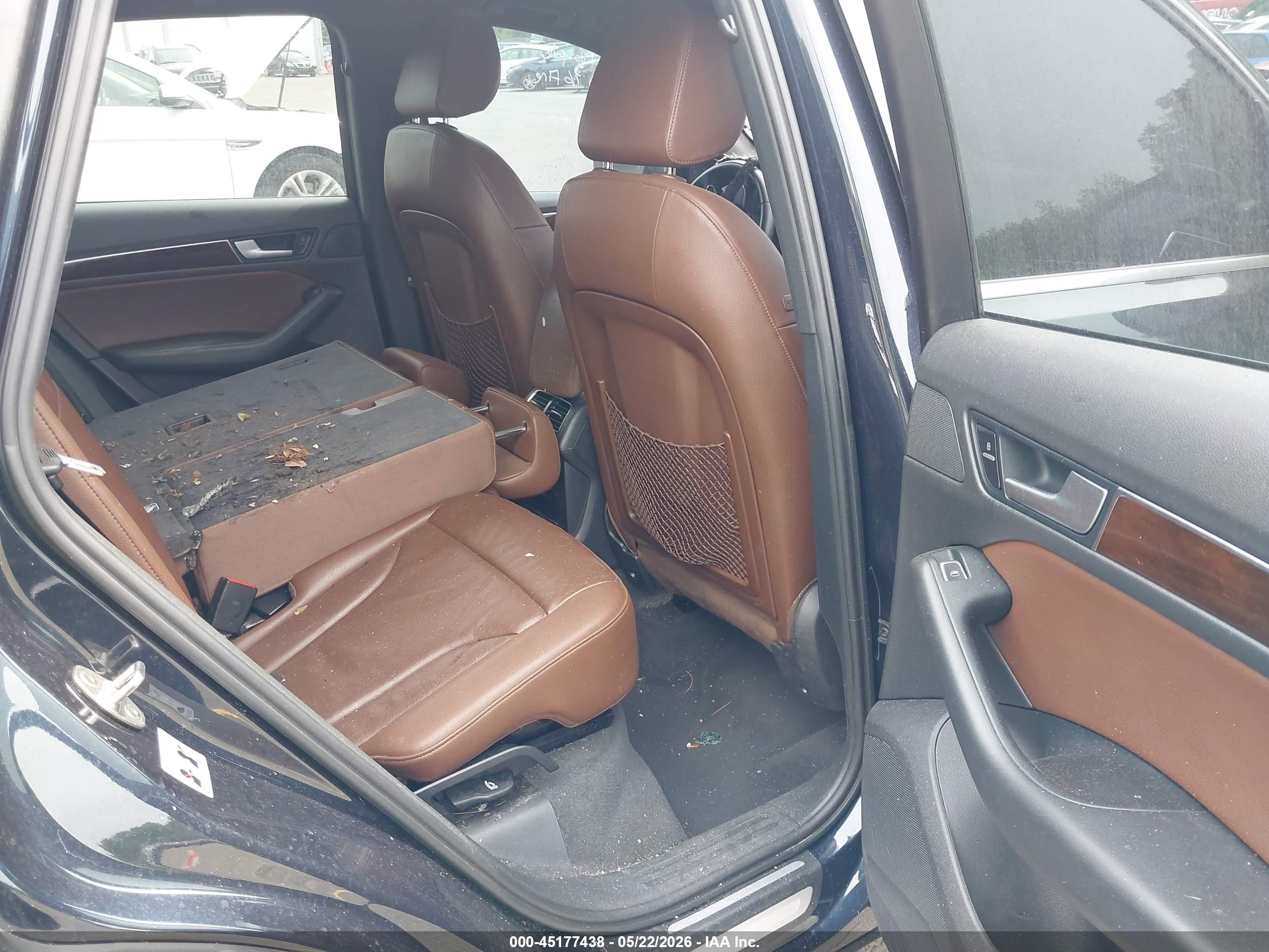 2015 Audi Q5 2.0t Premium Черный vin: WA1LFAFP7FA058688