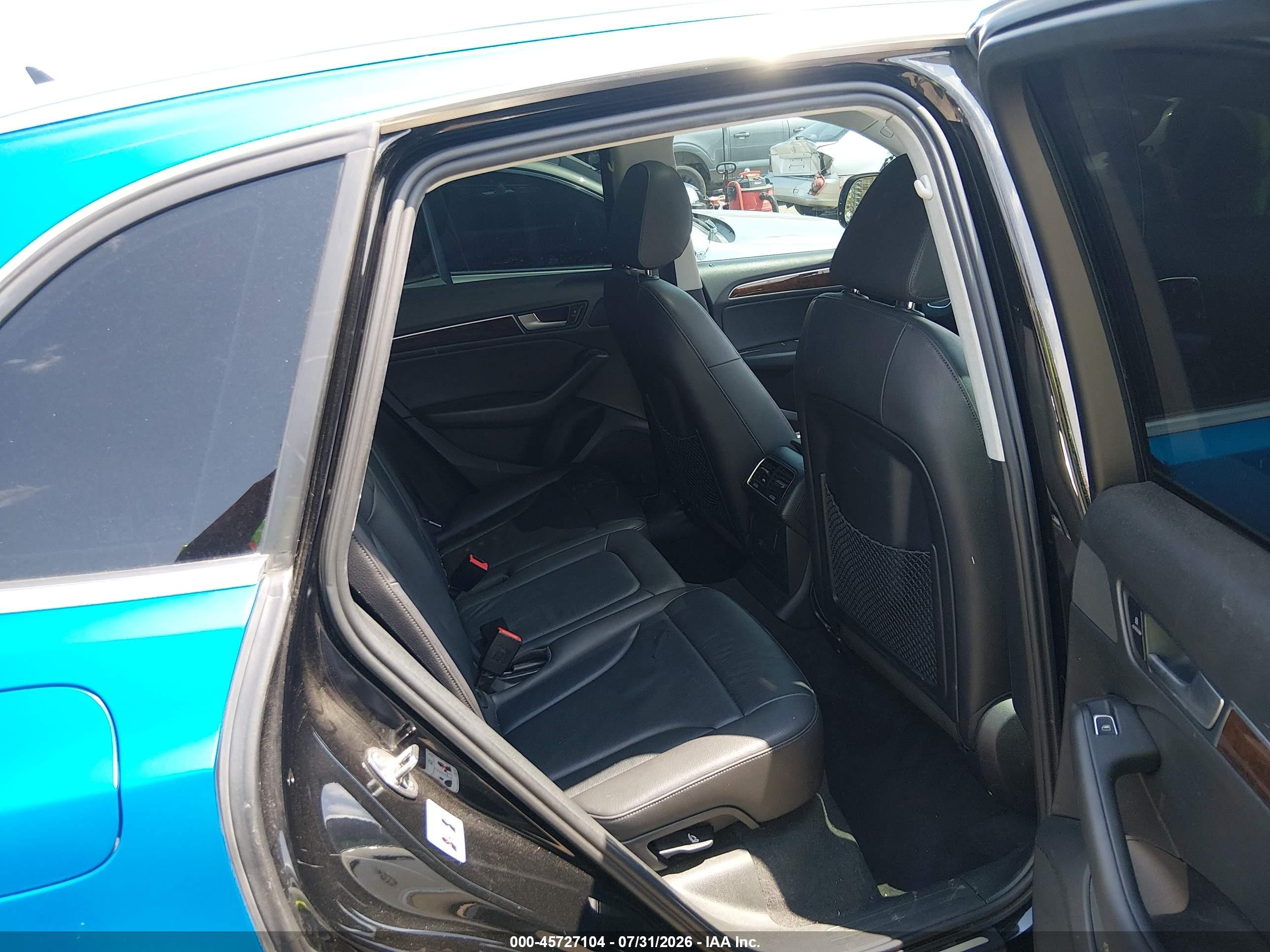 2015 Audi Q5 2.0t Premium Blue vin: WA1LFAFP7FA068900
