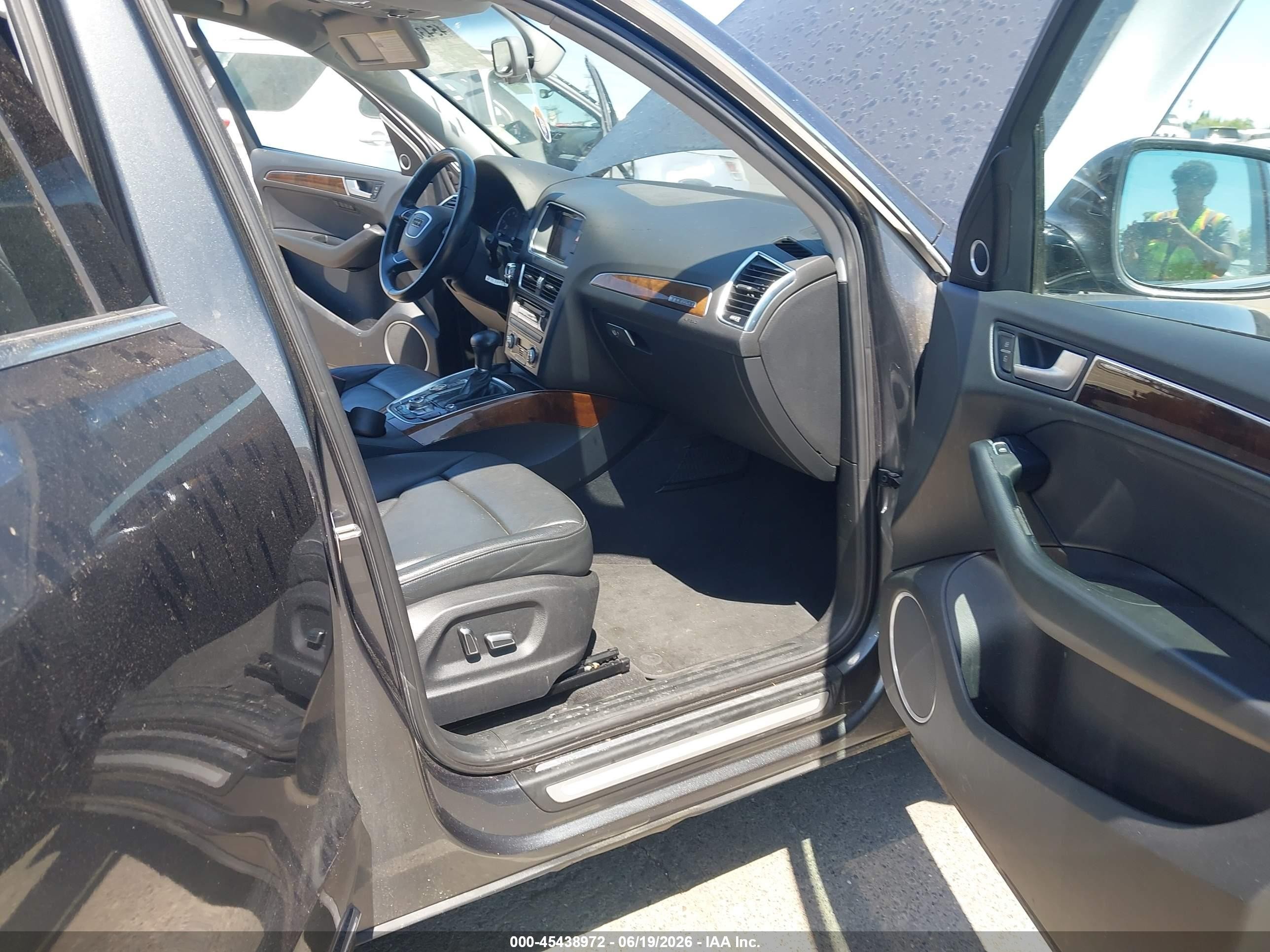 2015 Audi Q5 2.0t Premium Gray vin: WA1LFAFP7FA110434