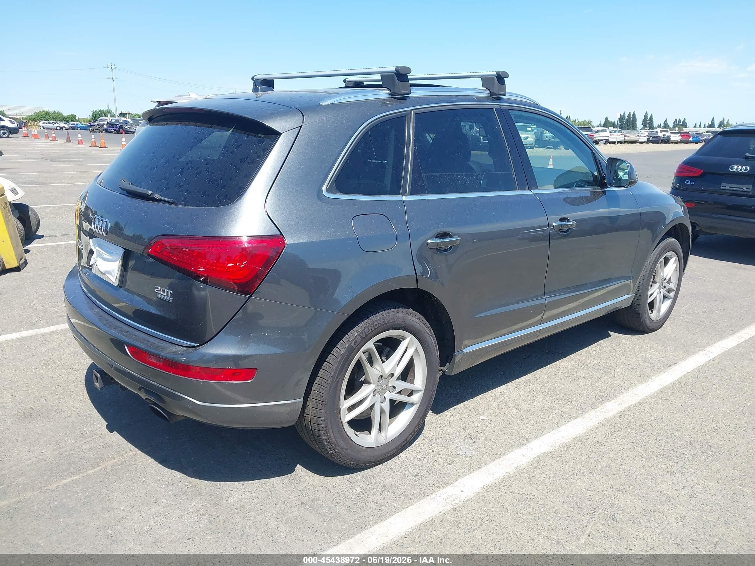2015 Audi Q5 2.0t Premium Gray vin: WA1LFAFP7FA110434