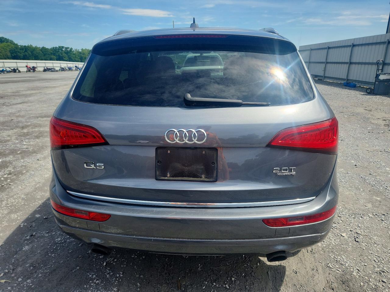 2015 Audi Q5 Premium Plus Gray vin: WA1LFAFP7FA127475