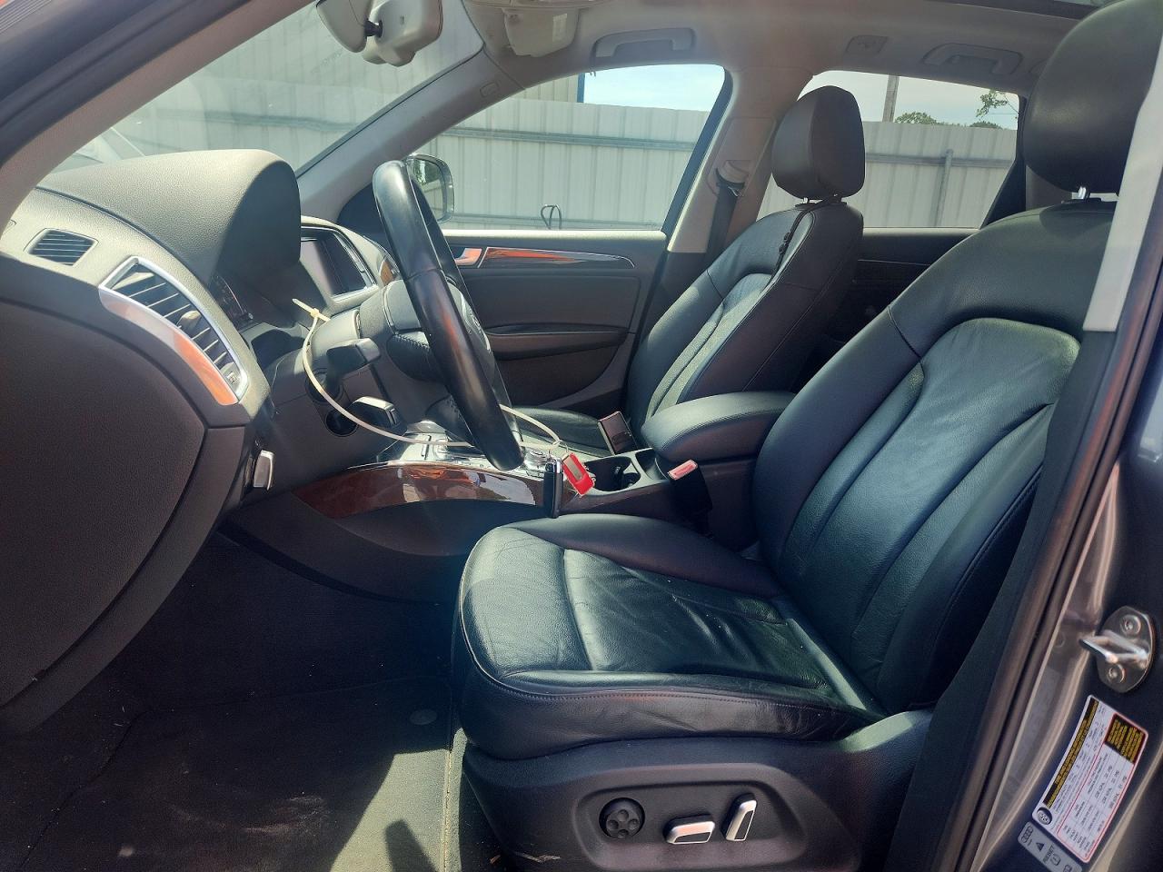 2015 Audi Q5 Premium Plus Gray vin: WA1LFAFP7FA127475