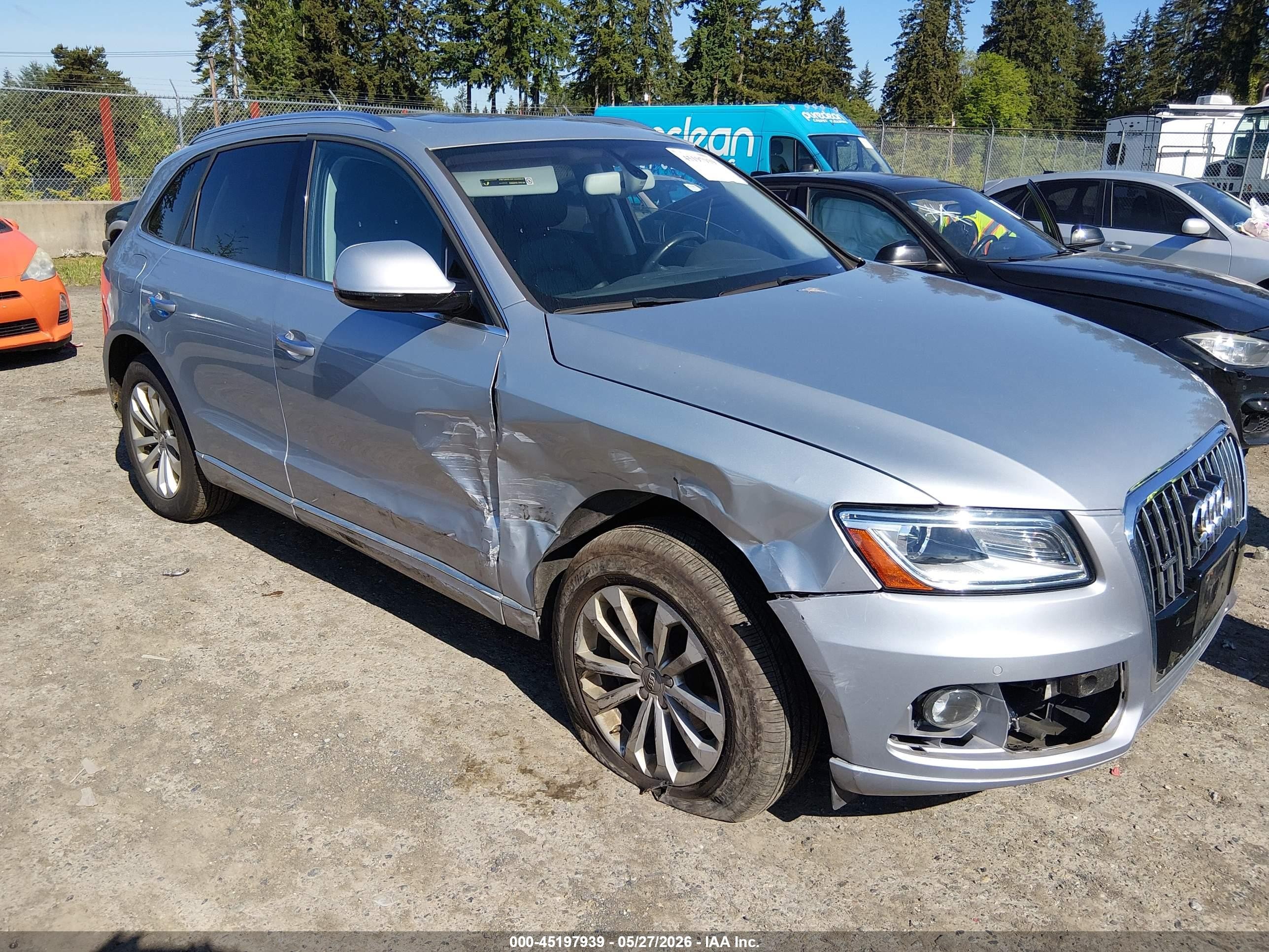 2015 Audi Q5 2.0t Premium Light Blue vin: WA1LFAFP7FA136922