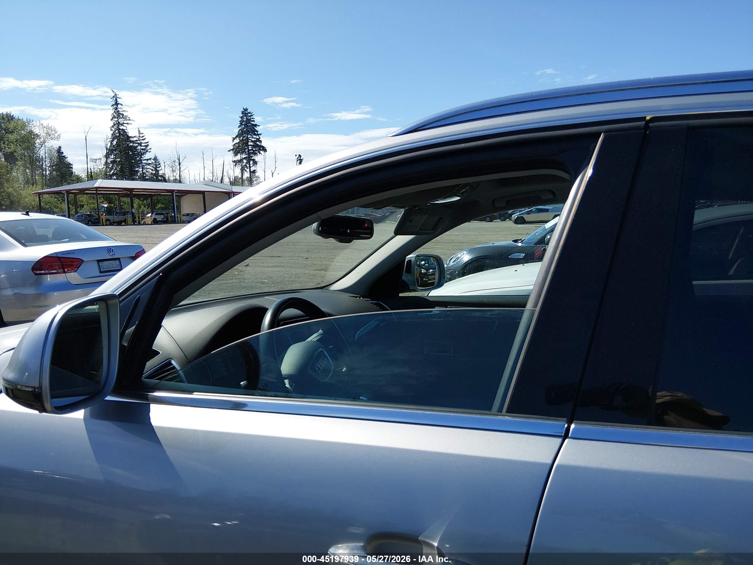 2015 Audi Q5 2.0t Premium Light Blue vin: WA1LFAFP7FA136922