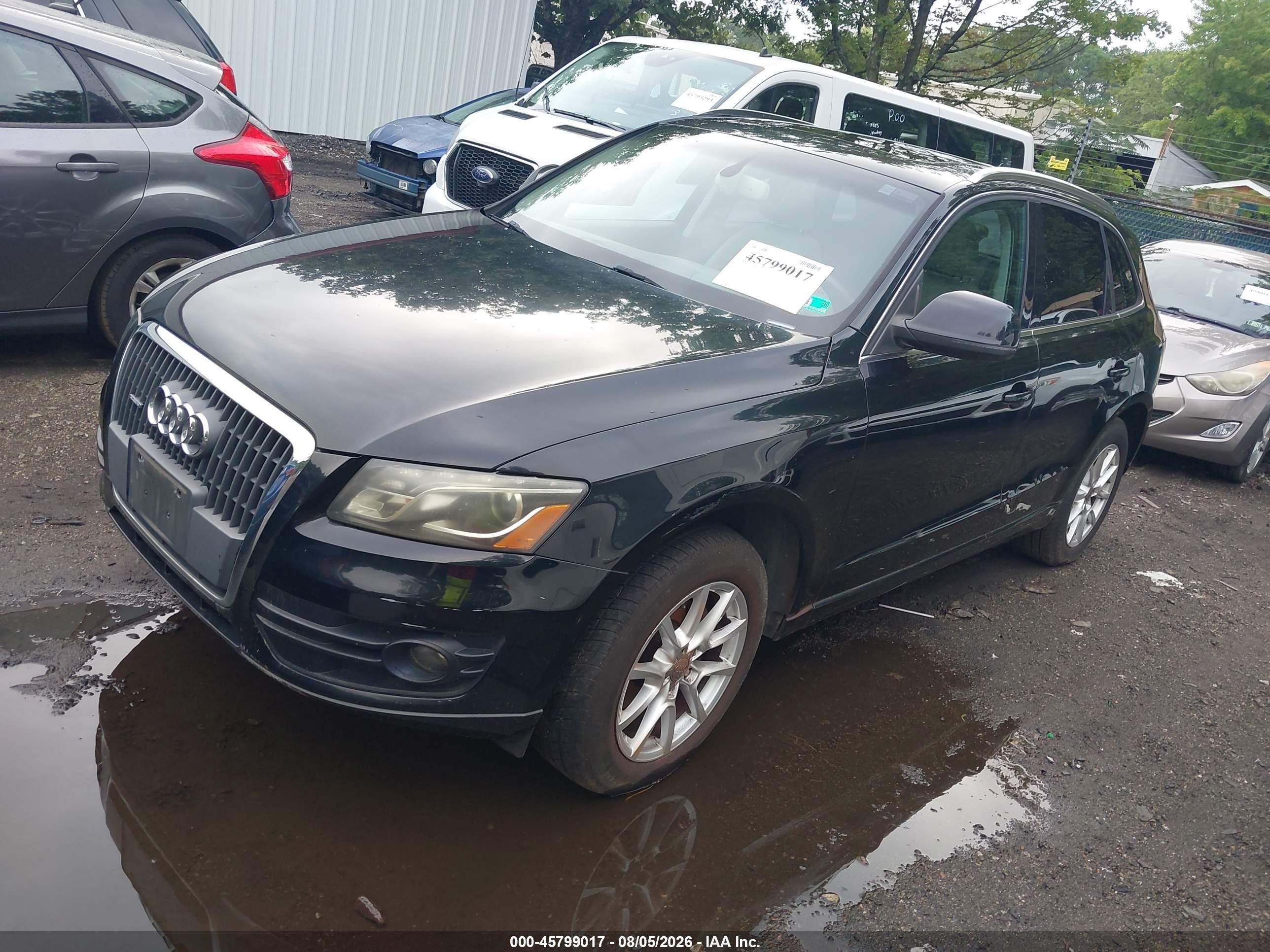 2011 Audi Q5 2.0t Premium Black vin: WA1LFAFP8BA011485