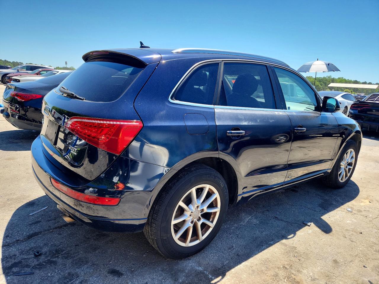2011 Audi Q5 Premium Plus Black vin: WA1LFAFP8BA098269