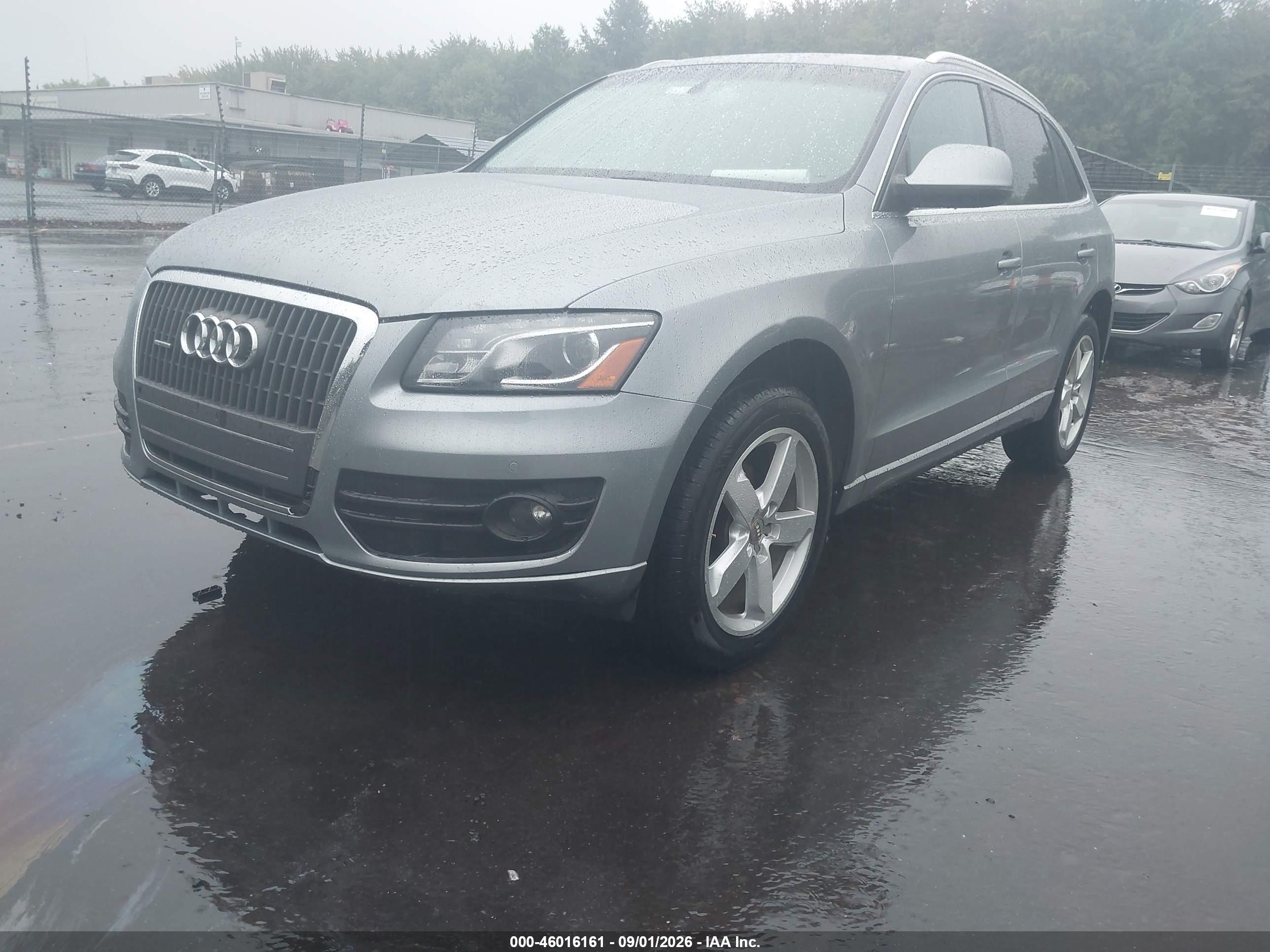 2012 Audi Q5 2.0t Premium Silver vin: WA1LFAFP8CA012167