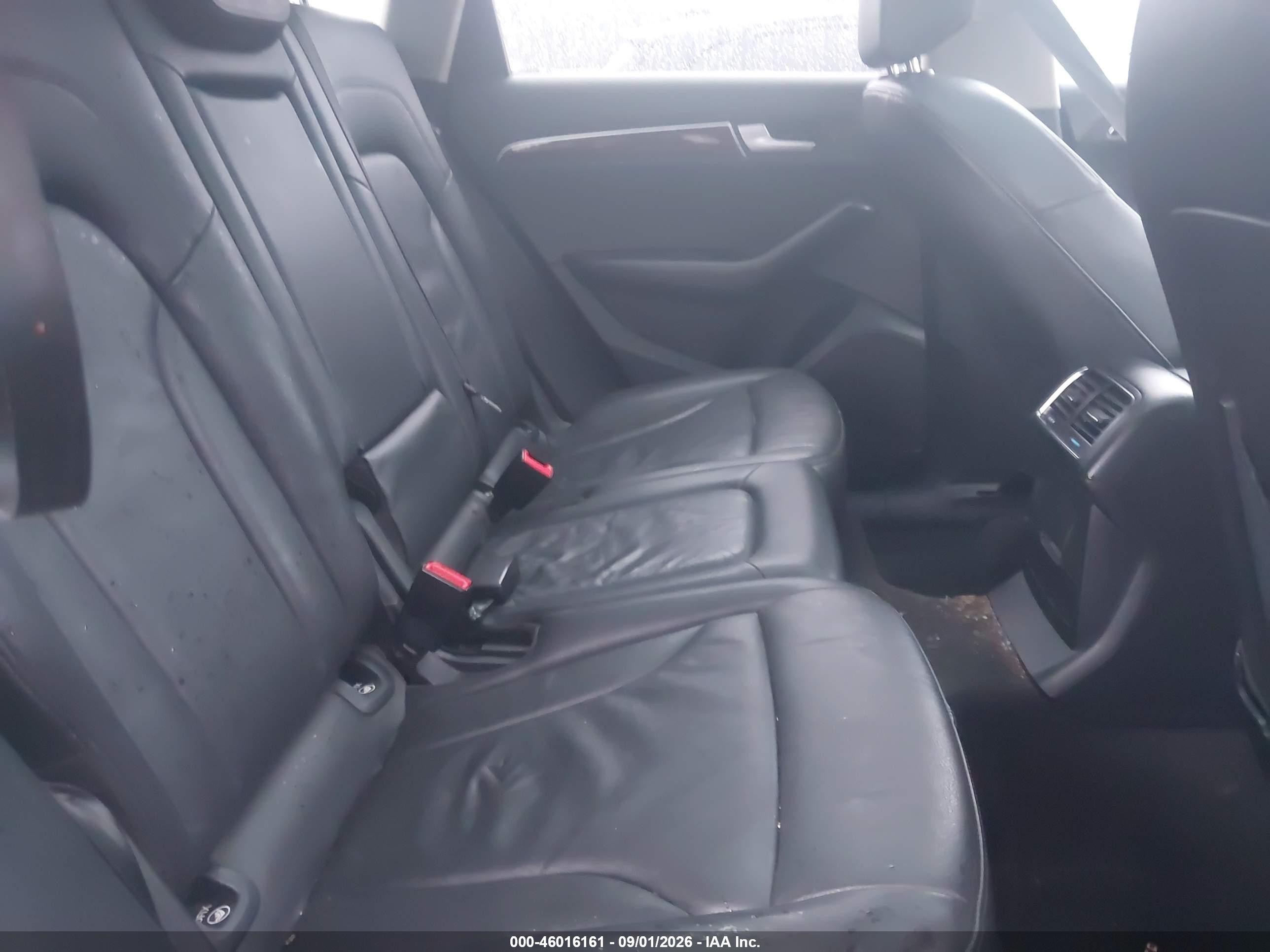 2012 Audi Q5 2.0t Premium Silver vin: WA1LFAFP8CA012167