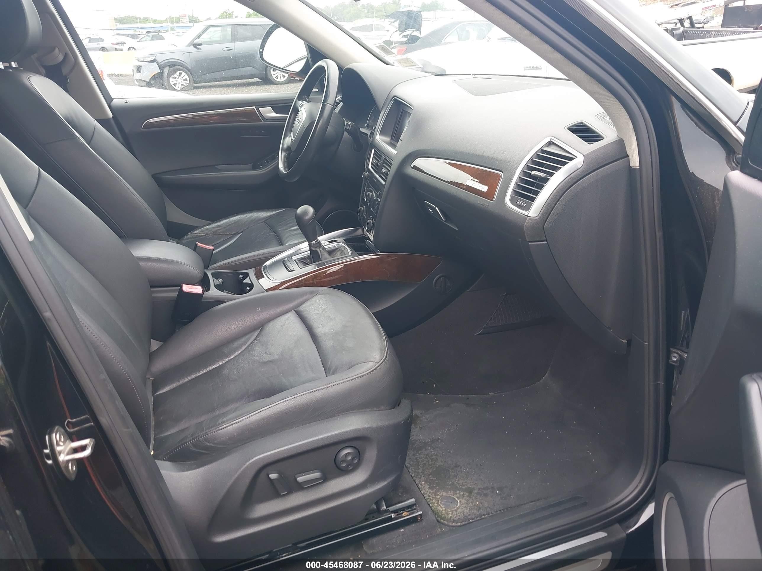 2012 Audi Q5 2.0t Premium Black vin: WA1LFAFP8CA013545