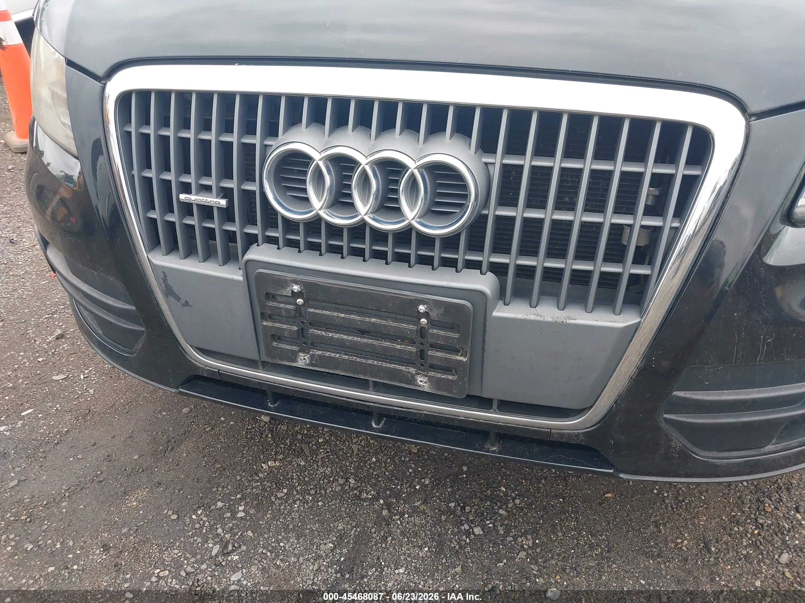 2012 Audi Q5 2.0t Premium Black vin: WA1LFAFP8CA013545
