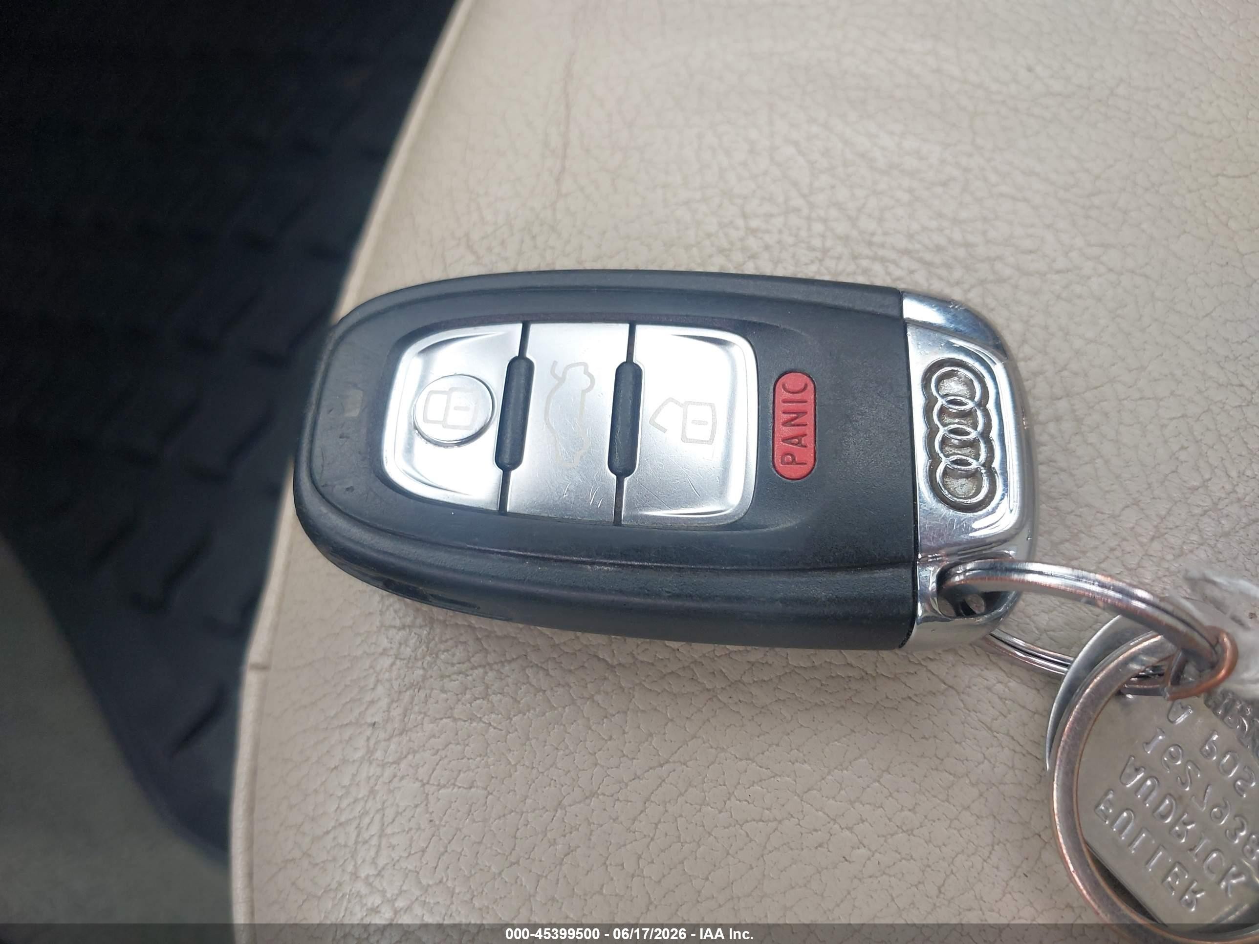 2012 Audi Q5 2.0t Premium Navy vin: WA1LFAFP8CA022665