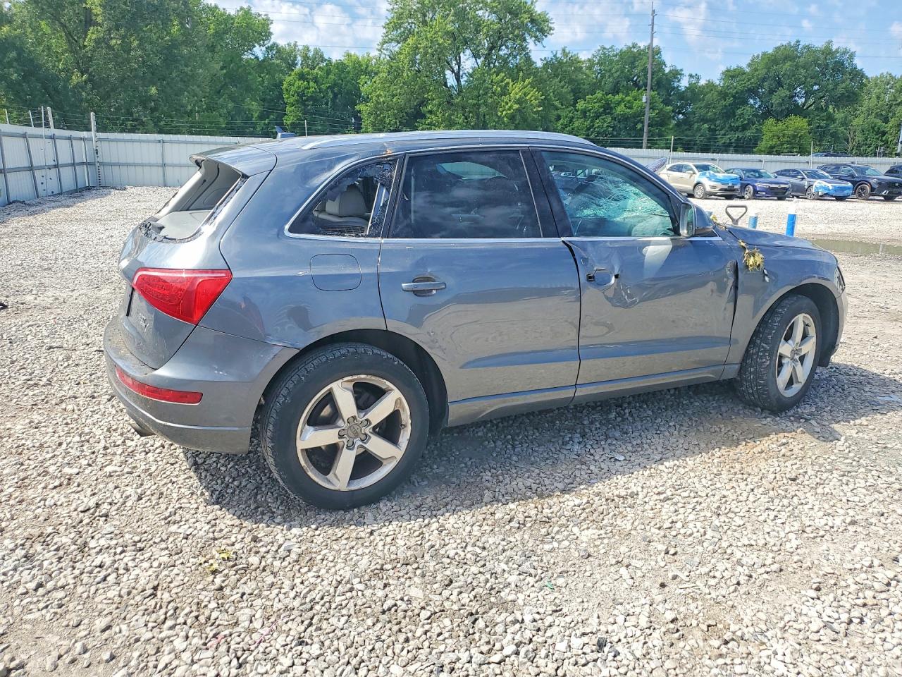 2012 Audi Q5 Premium Plus Gray vin: WA1LFAFP8CA046822