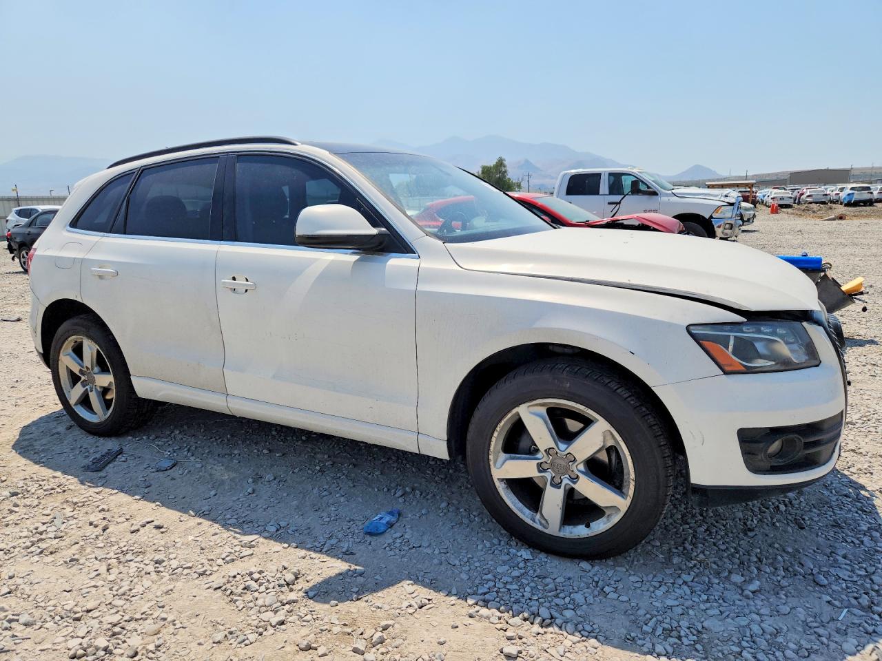 2012 Audi Q5 Premium Plus White vin: WA1LFAFP8CA069078
