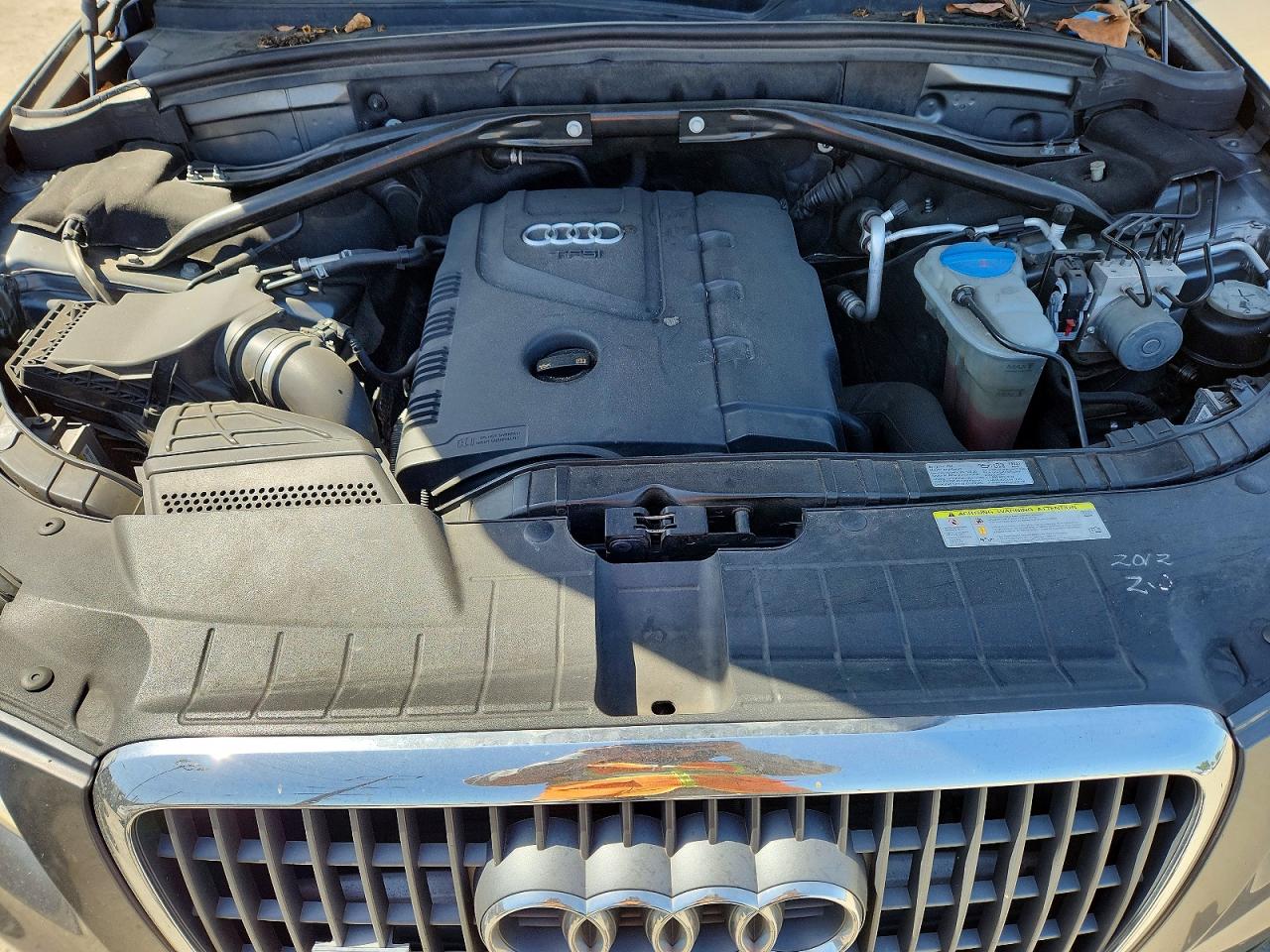2012 Audi Q5 Premium Plus Gray vin: WA1LFAFP8CA118828