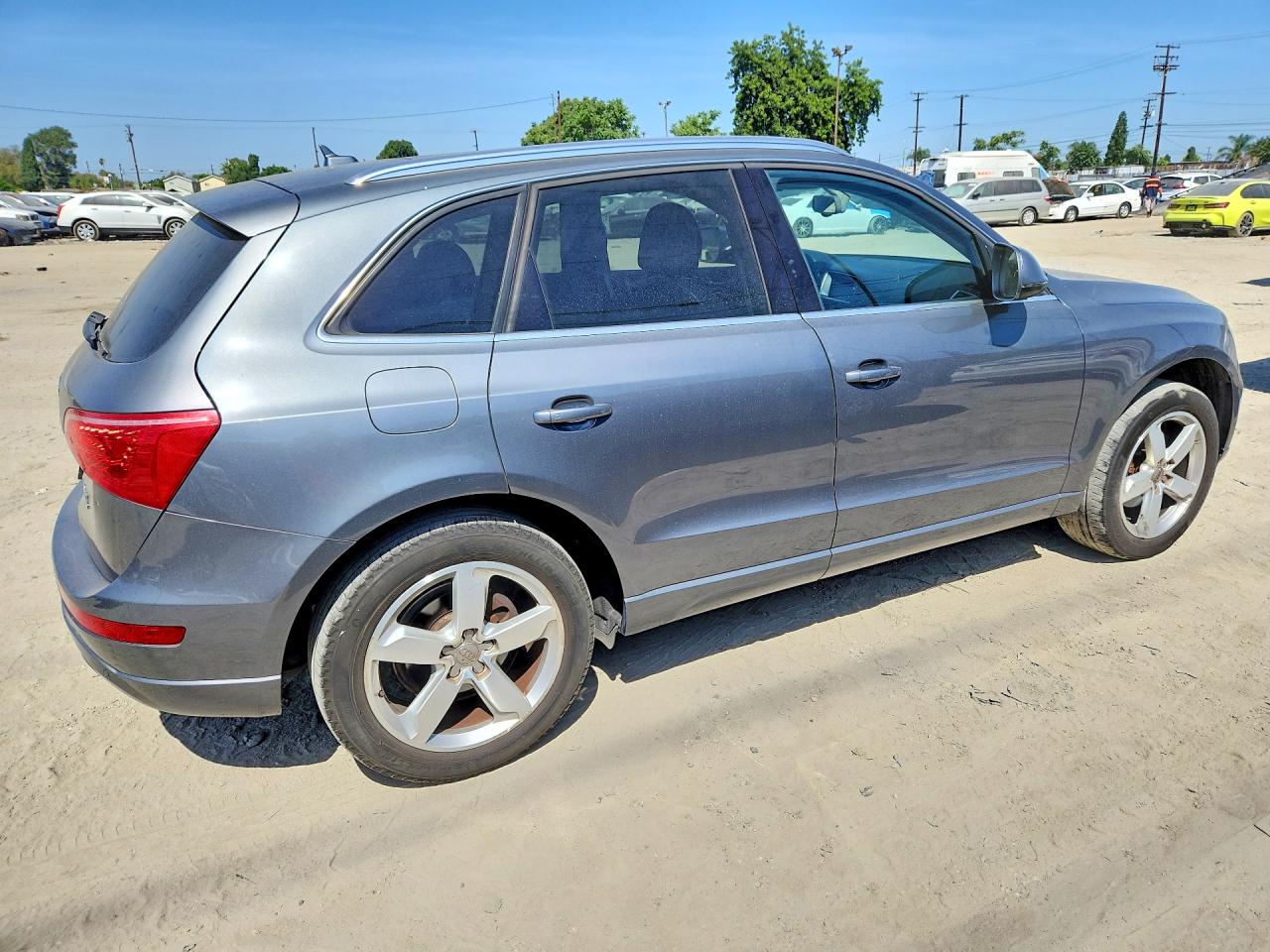 2012 Audi Q5 Premium Plus Gray vin: WA1LFAFP8CA118828