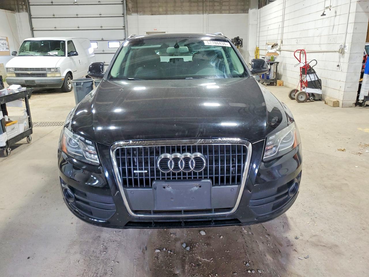 2012 Audi Q5 Premium Plus Черный vin: WA1LFAFP8CA136987