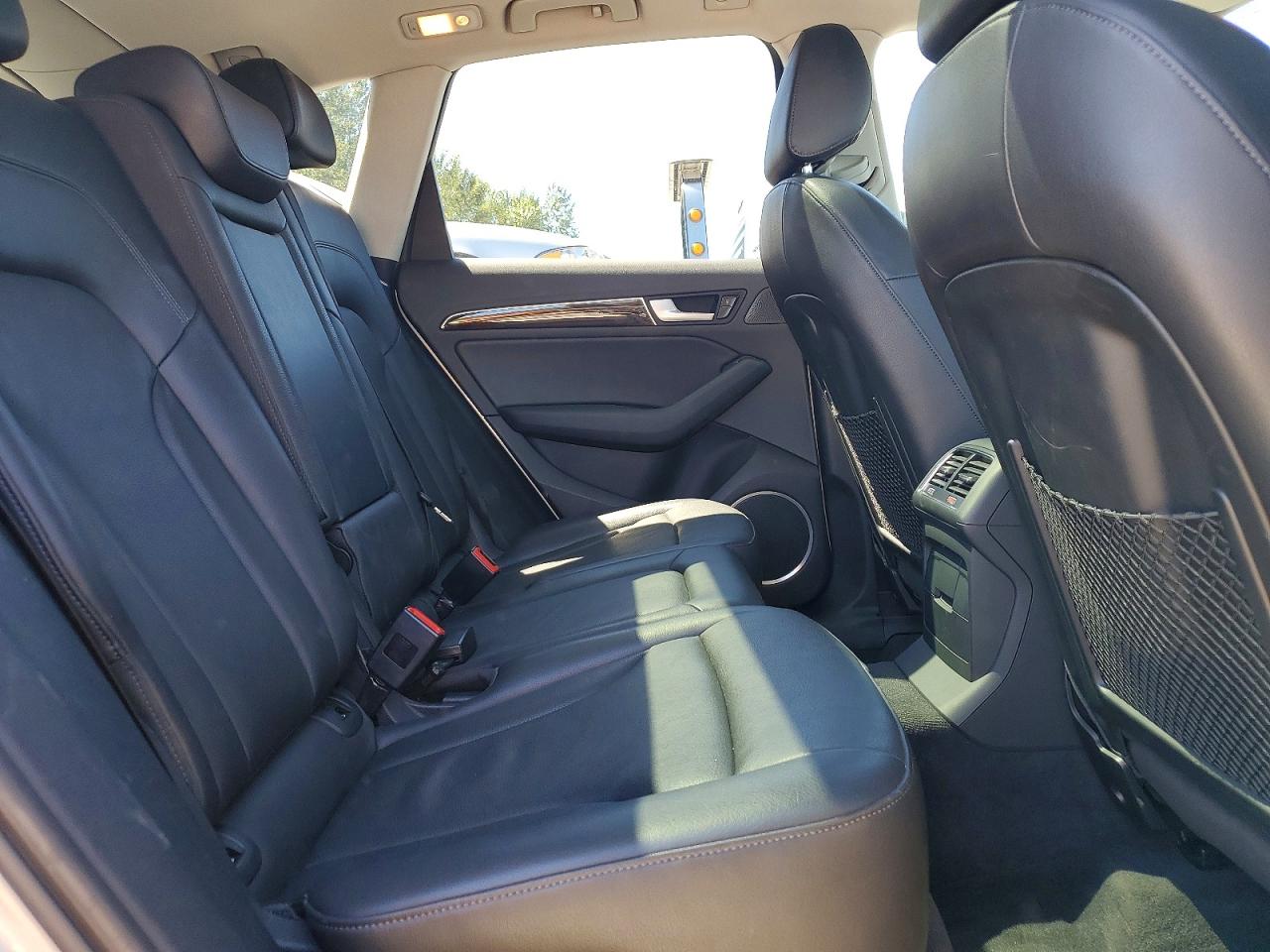2013 Audi Q5 Premium Plus Серебряный vin: WA1LFAFP8DA025681