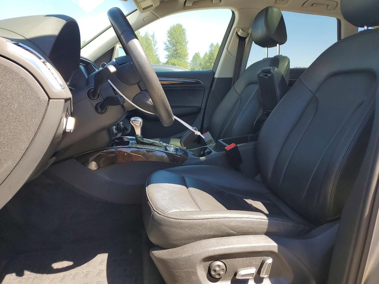 2013 Audi Q5 Premium Plus Серебряный vin: WA1LFAFP8DA025681