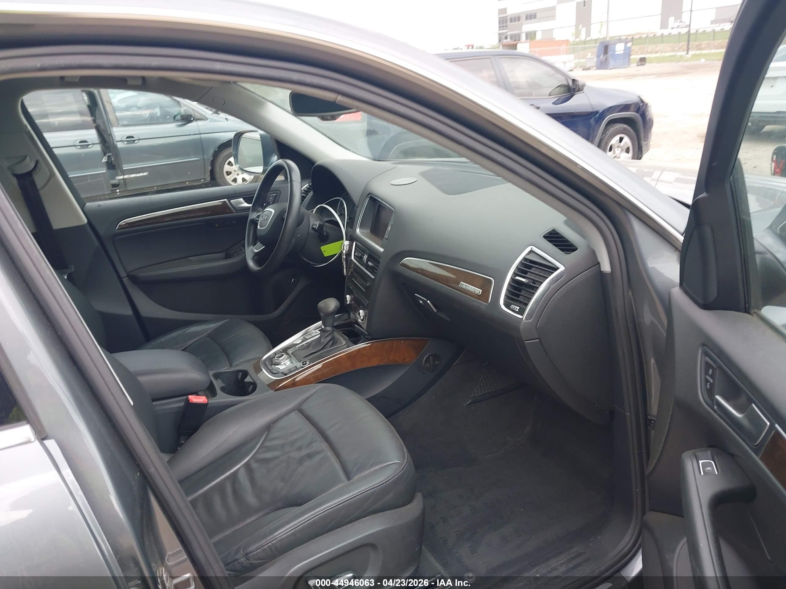 2013 Audi Q5 2.0t Premium Gray vin: WA1LFAFP8DA047308