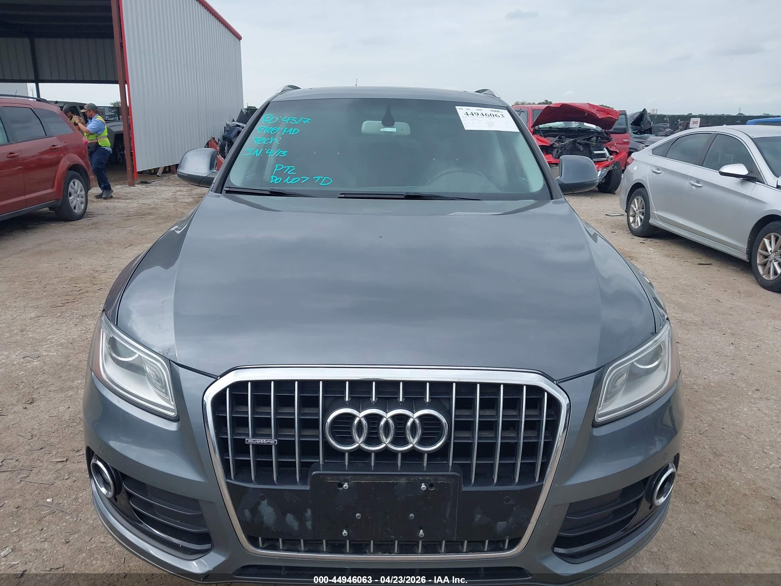 2013 Audi Q5 2.0t Premium Gray vin: WA1LFAFP8DA047308
