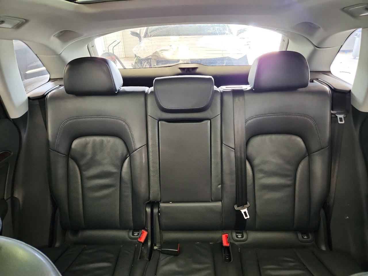 2013 Audi Q5 Black vin: WA1LFAFP8DA083998