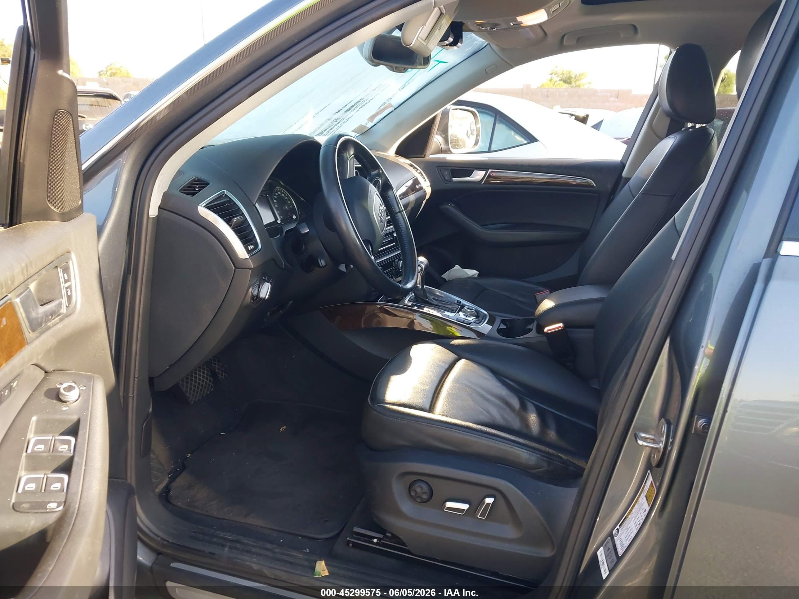 2013 Audi Q5 2.0t Premium Gray vin: WA1LFAFP8DA100234