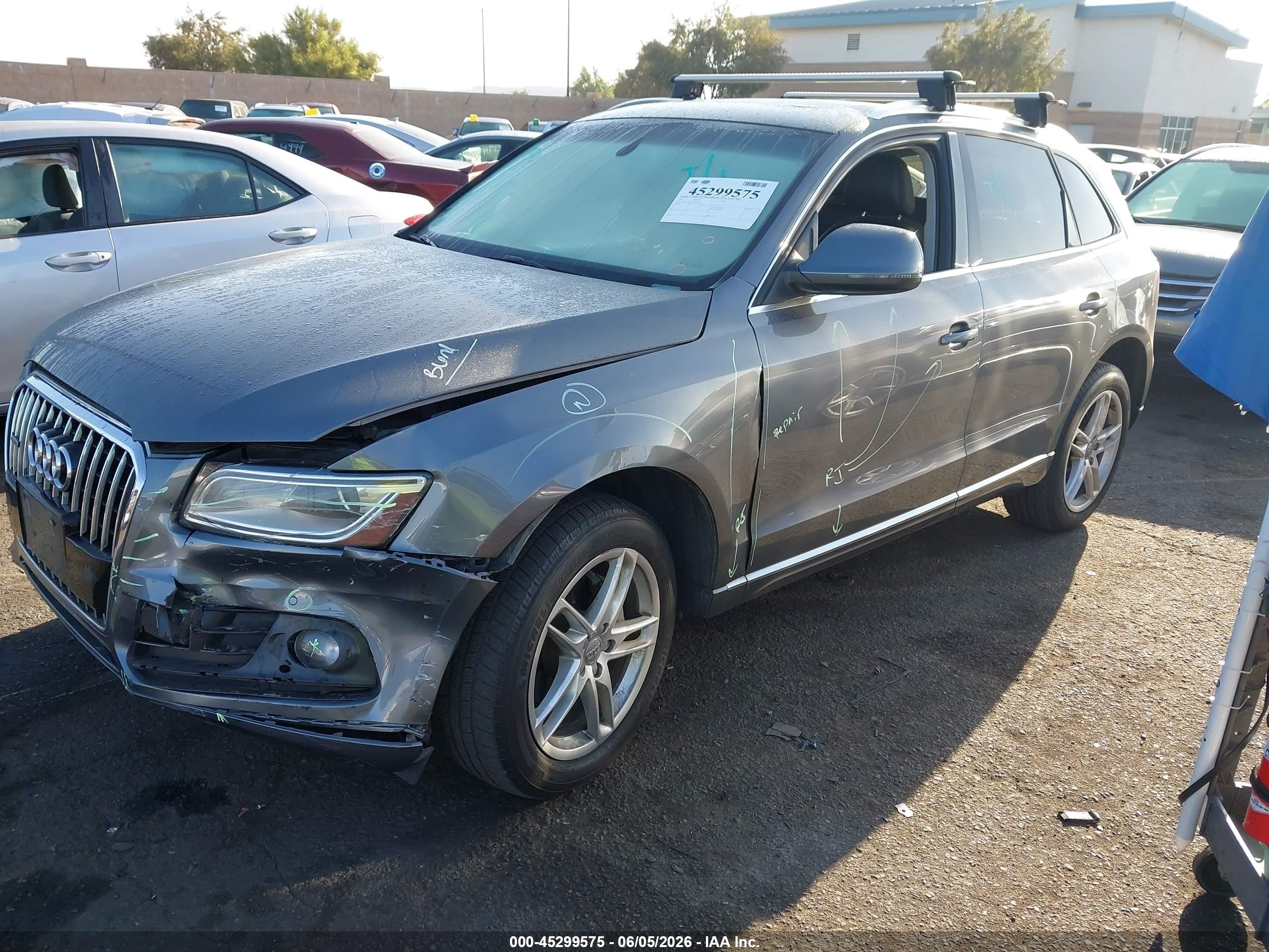 2013 Audi Q5 2.0t Premium Gray vin: WA1LFAFP8DA100234