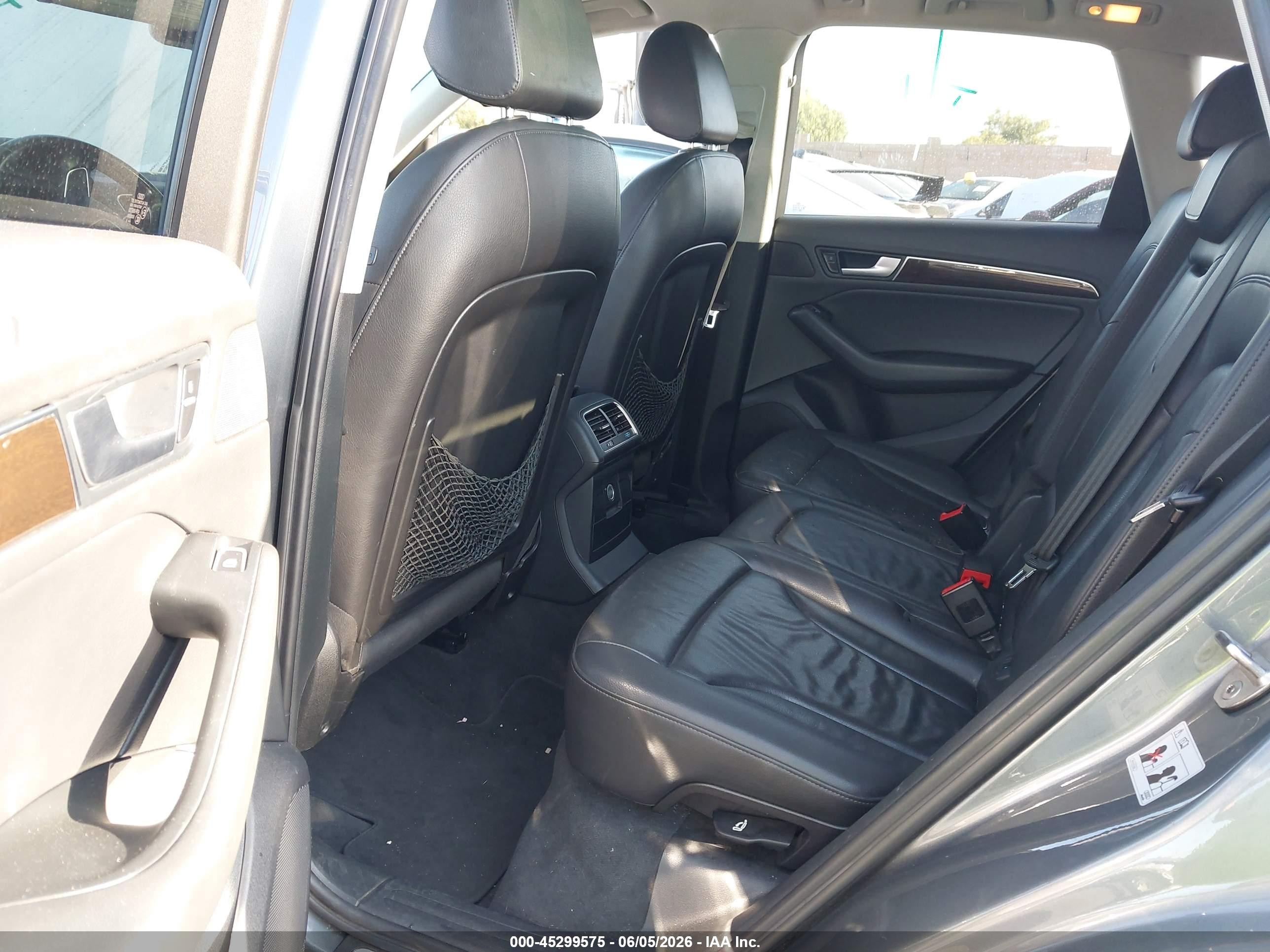 2013 Audi Q5 2.0t Premium Gray vin: WA1LFAFP8DA100234