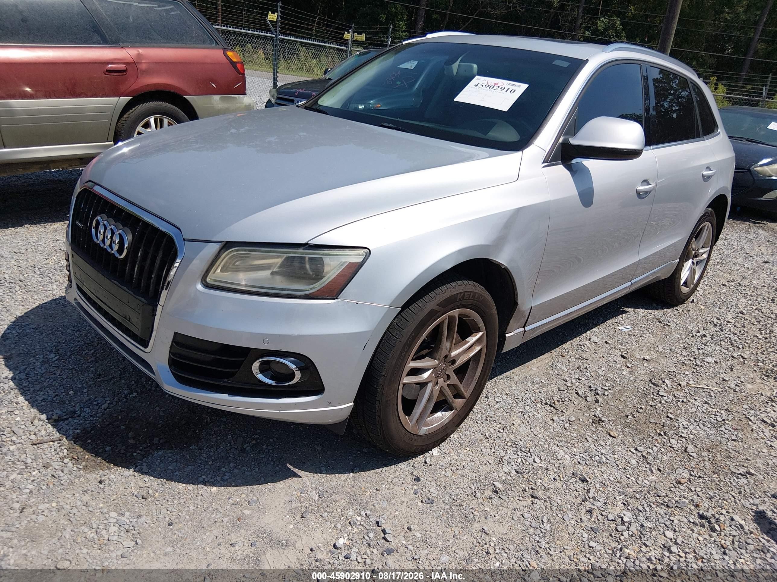 2014 Audi Q5 2.0t Premium Серебряный vin: WA1LFAFP8EA016903