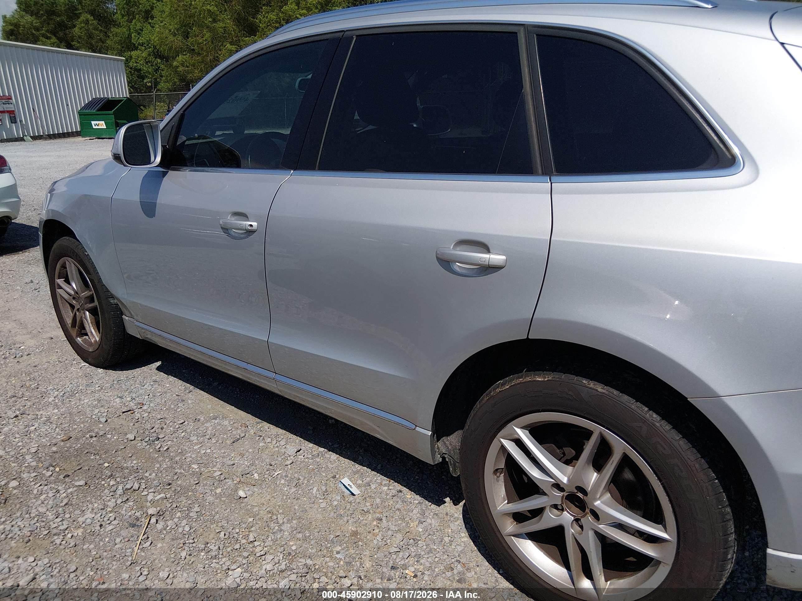 2014 Audi Q5 2.0t Premium Серебряный vin: WA1LFAFP8EA016903