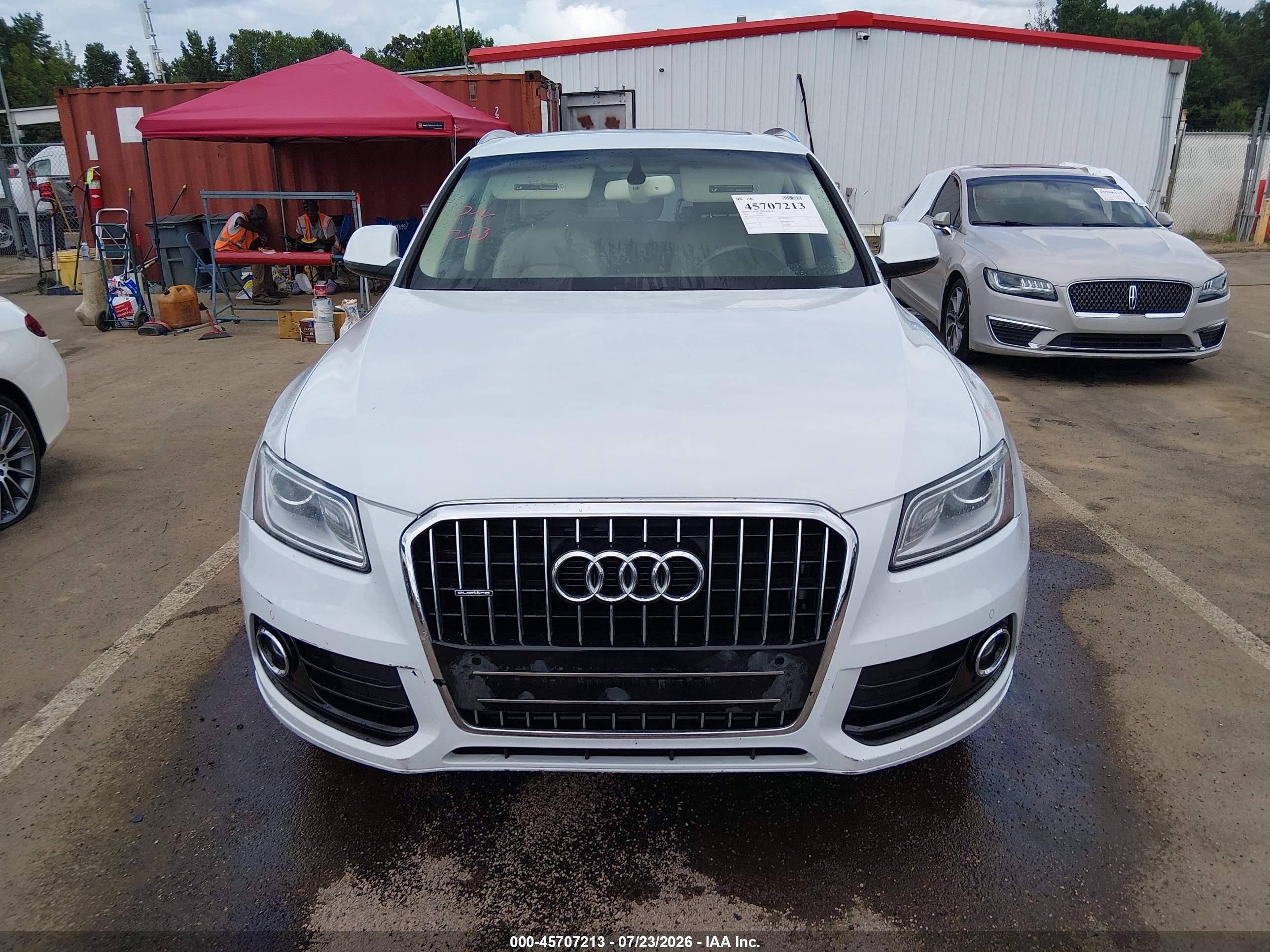 2014 Audi Q5 2.0t Premium White vin: WA1LFAFP8EA063512