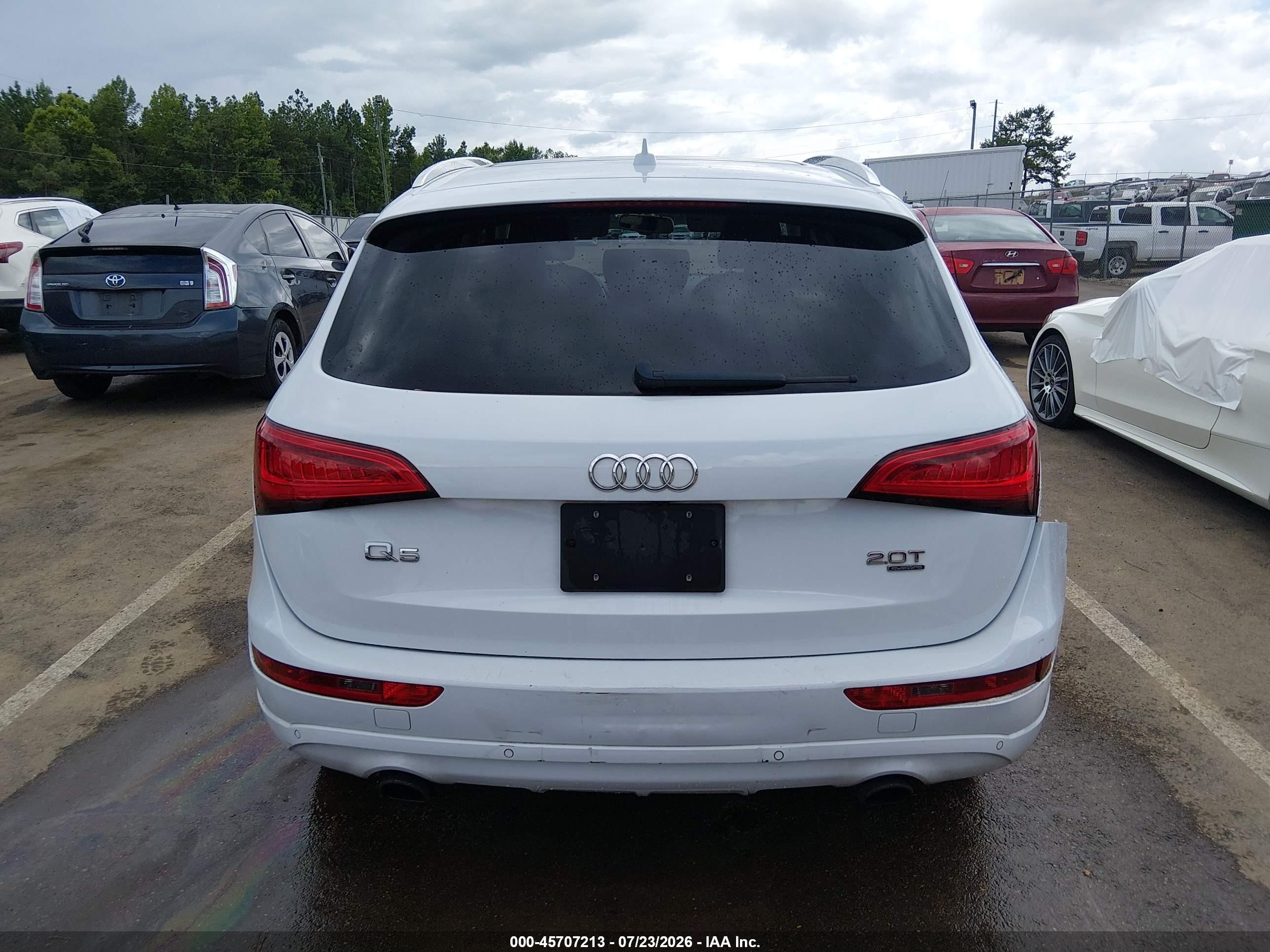 2014 Audi Q5 2.0t Premium White vin: WA1LFAFP8EA063512