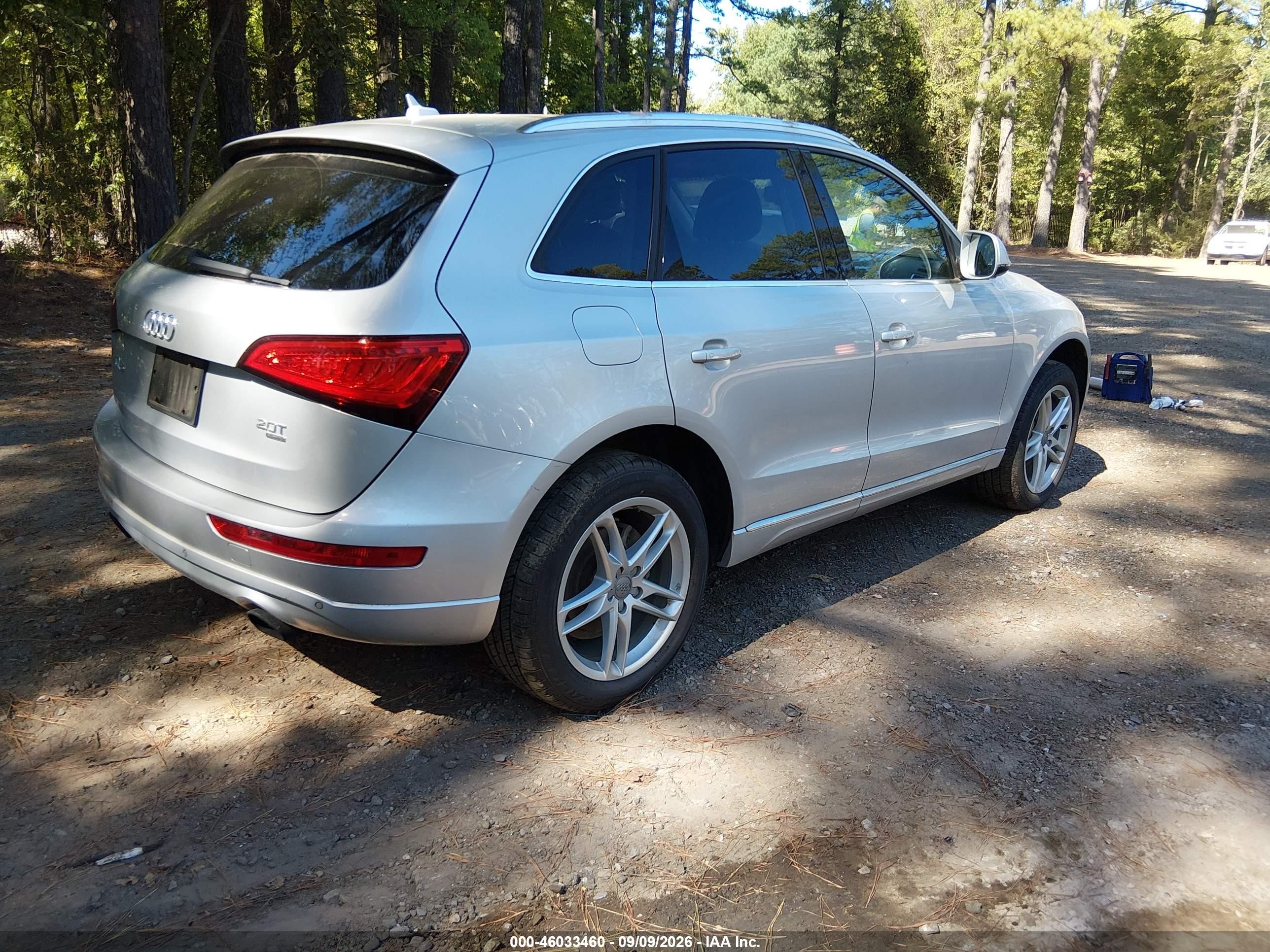 2014 Audi Q5 2.0t Premium Silver vin: WA1LFAFP8EA082626