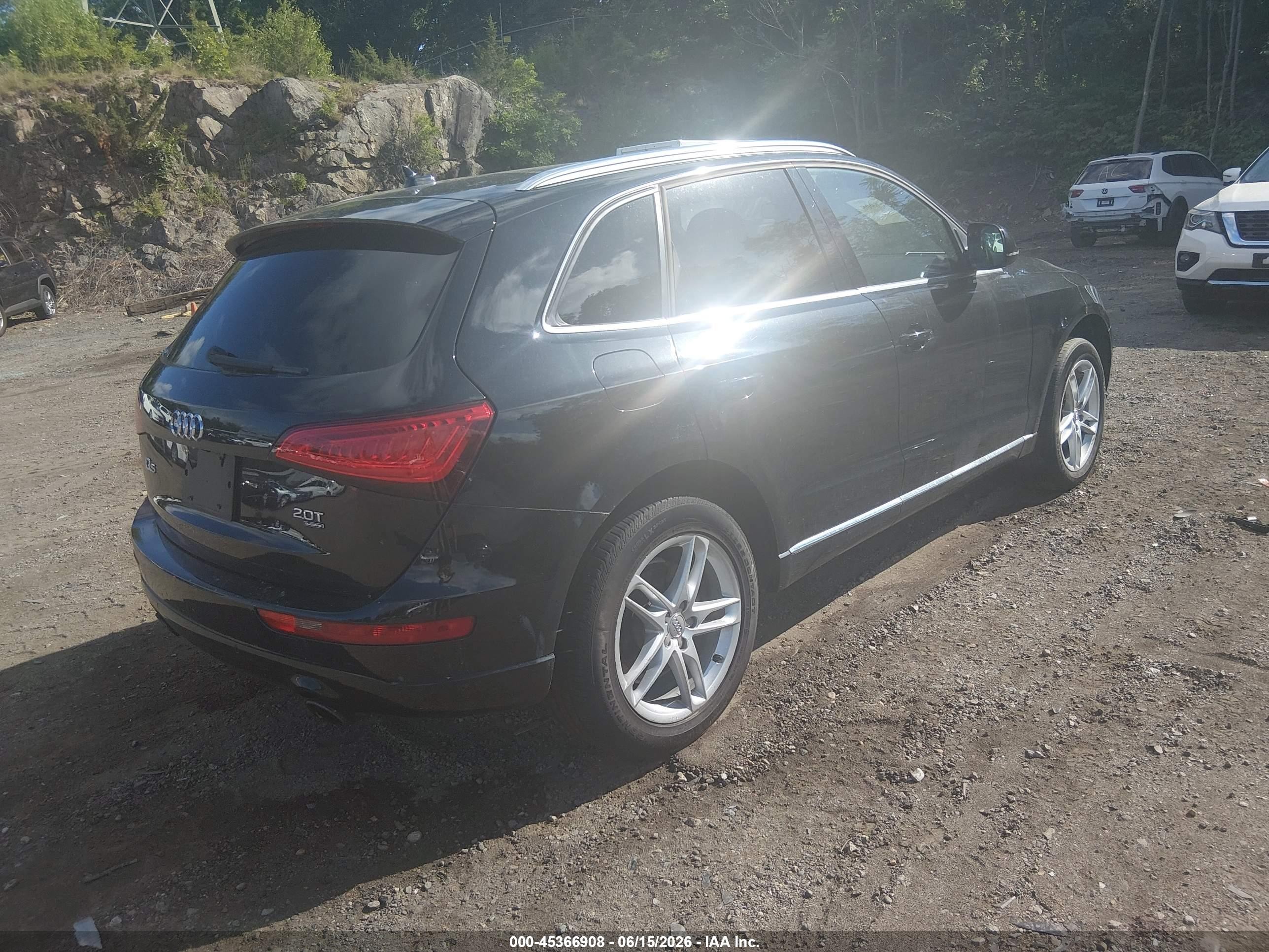 2014 Audi Q5 2.0t Premium Black vin: WA1LFAFP8EA127399