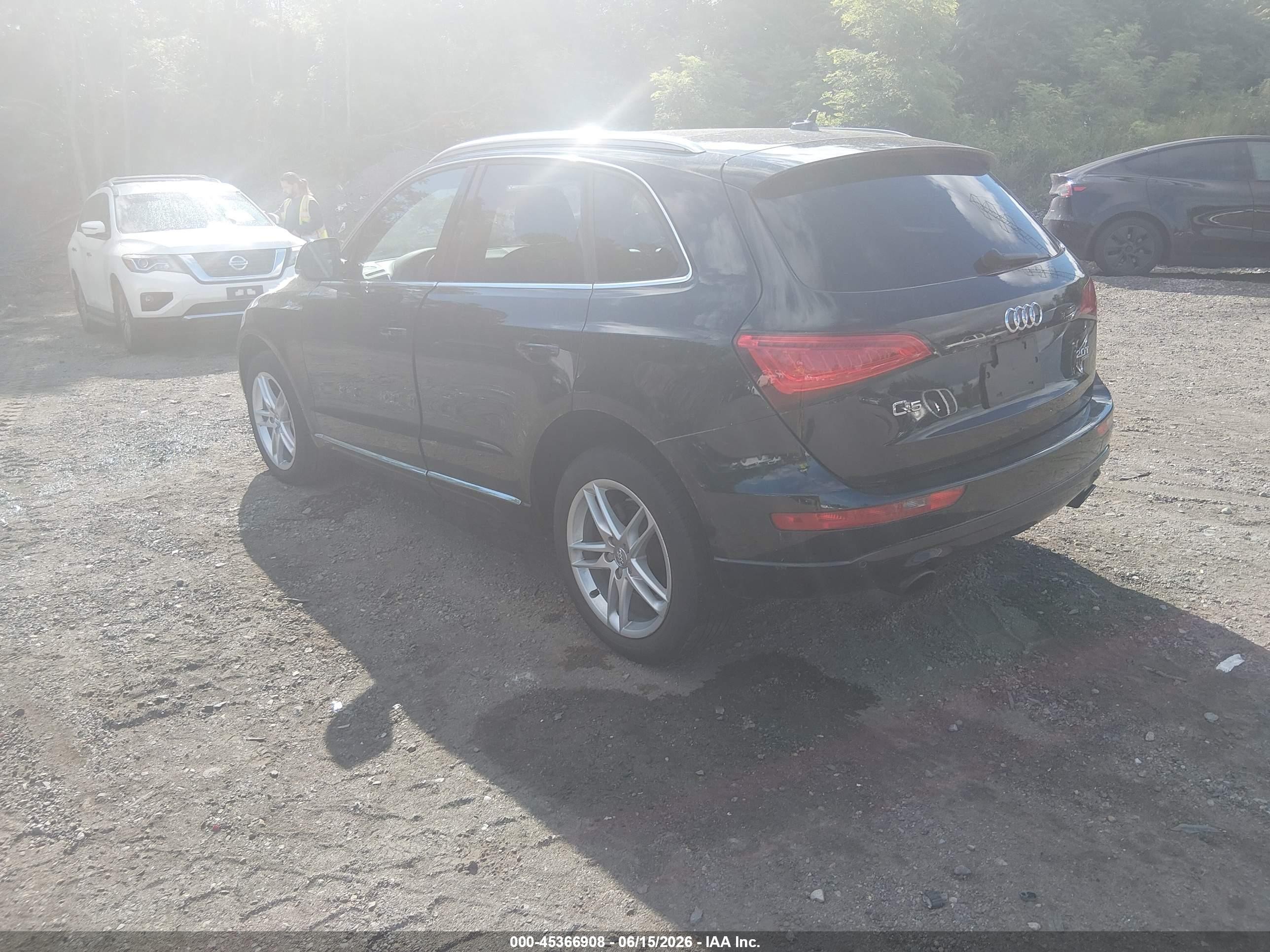 2014 Audi Q5 2.0t Premium Black vin: WA1LFAFP8EA127399