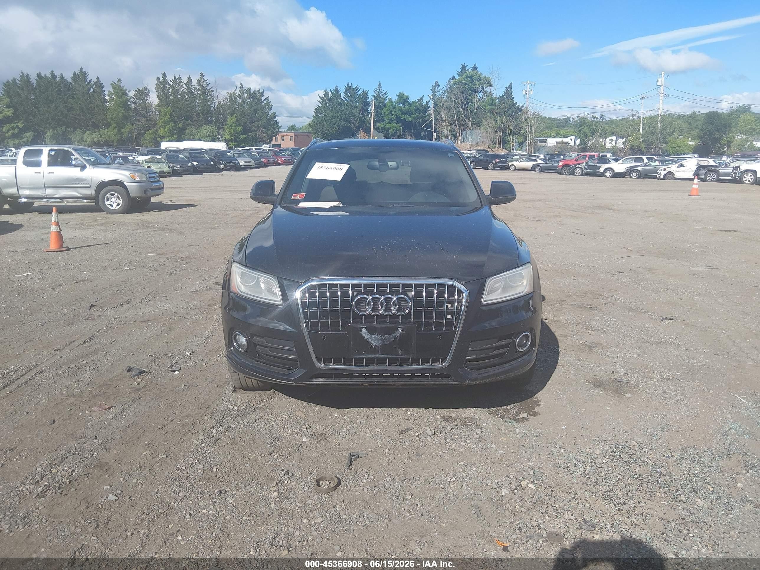 2014 Audi Q5 2.0t Premium Black vin: WA1LFAFP8EA127399