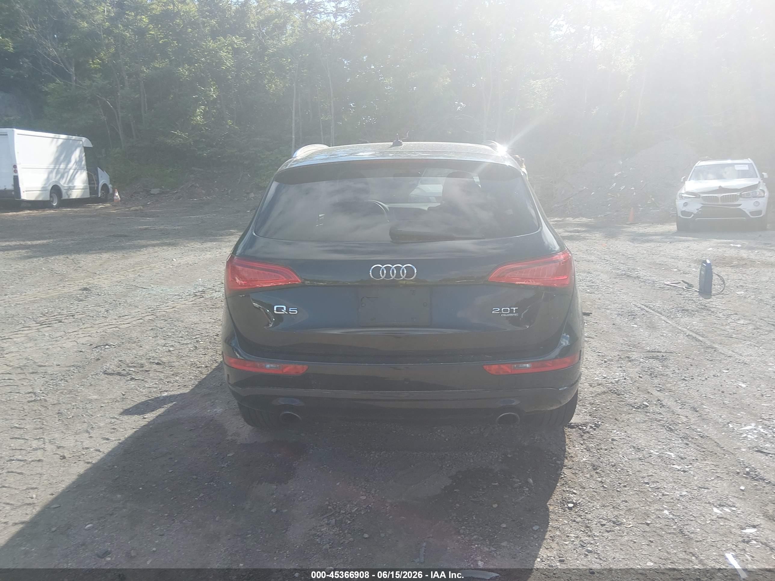 2014 Audi Q5 2.0t Premium Black vin: WA1LFAFP8EA127399